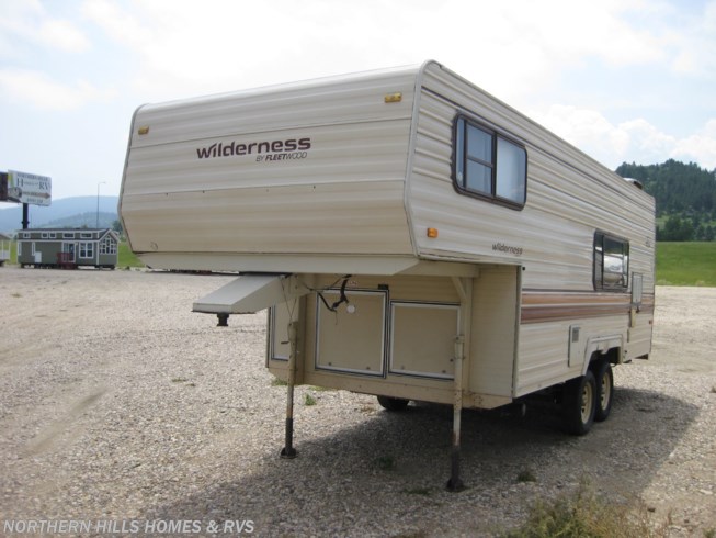 1988 Fleetwood Wilderness 2350 Rv For Sale In Whitewood Sd 57793 Gd21825b Rvusa Com Classifieds