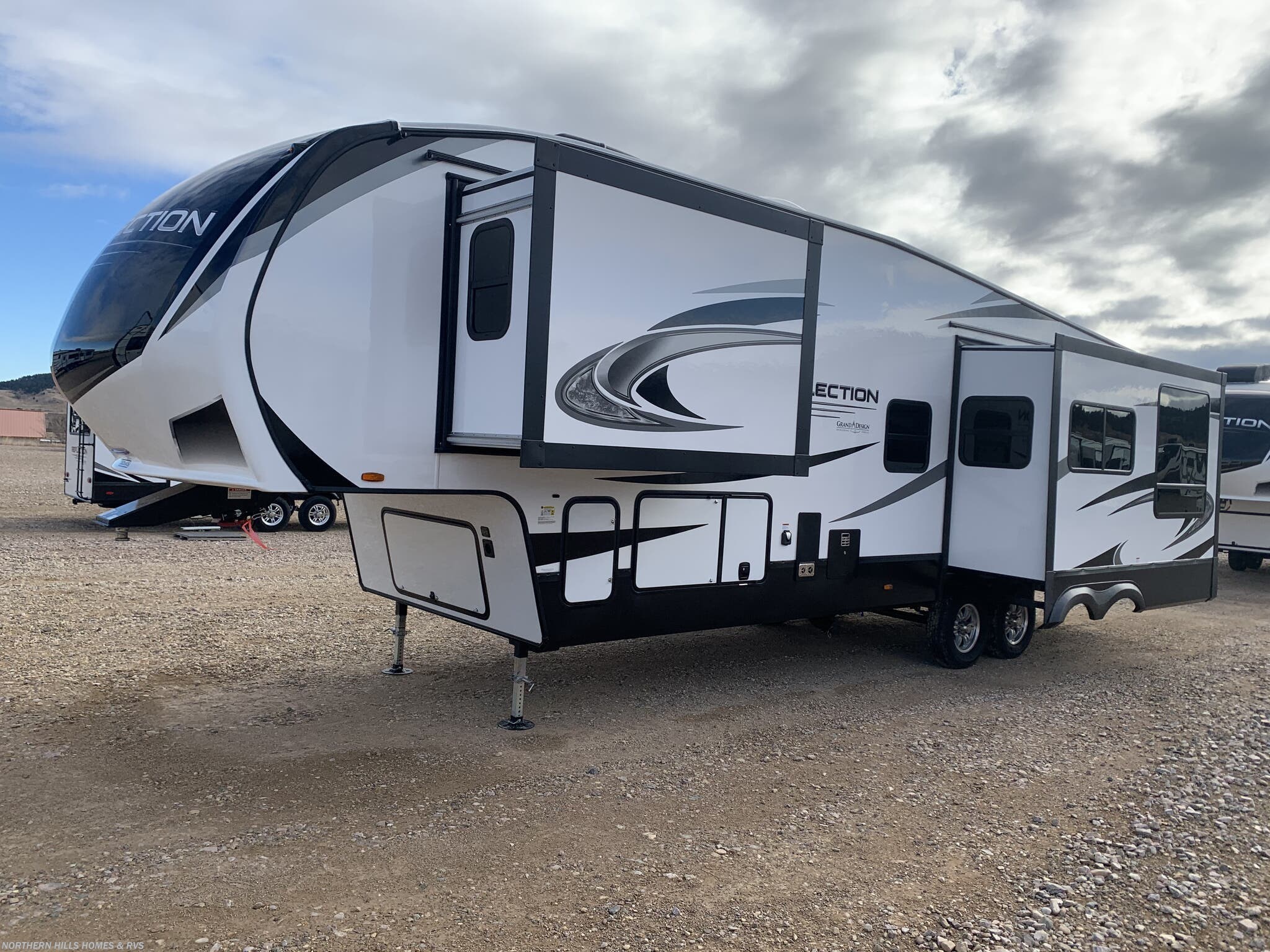 2021 Grand Design Reflection 320MKS RV for Sale in Whitewood, SD 57793