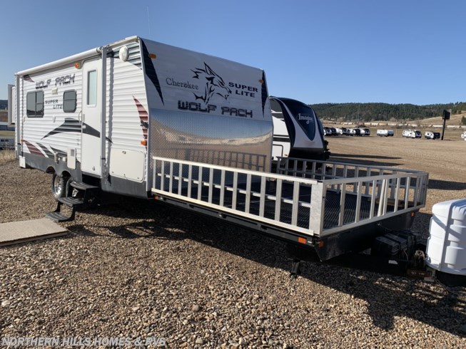2010 Cherokee Wolf Pack 23DFWP RV for Sale in Whitewood, SD 57793 2010 Cherokee Wolf Pack Toy Hauler