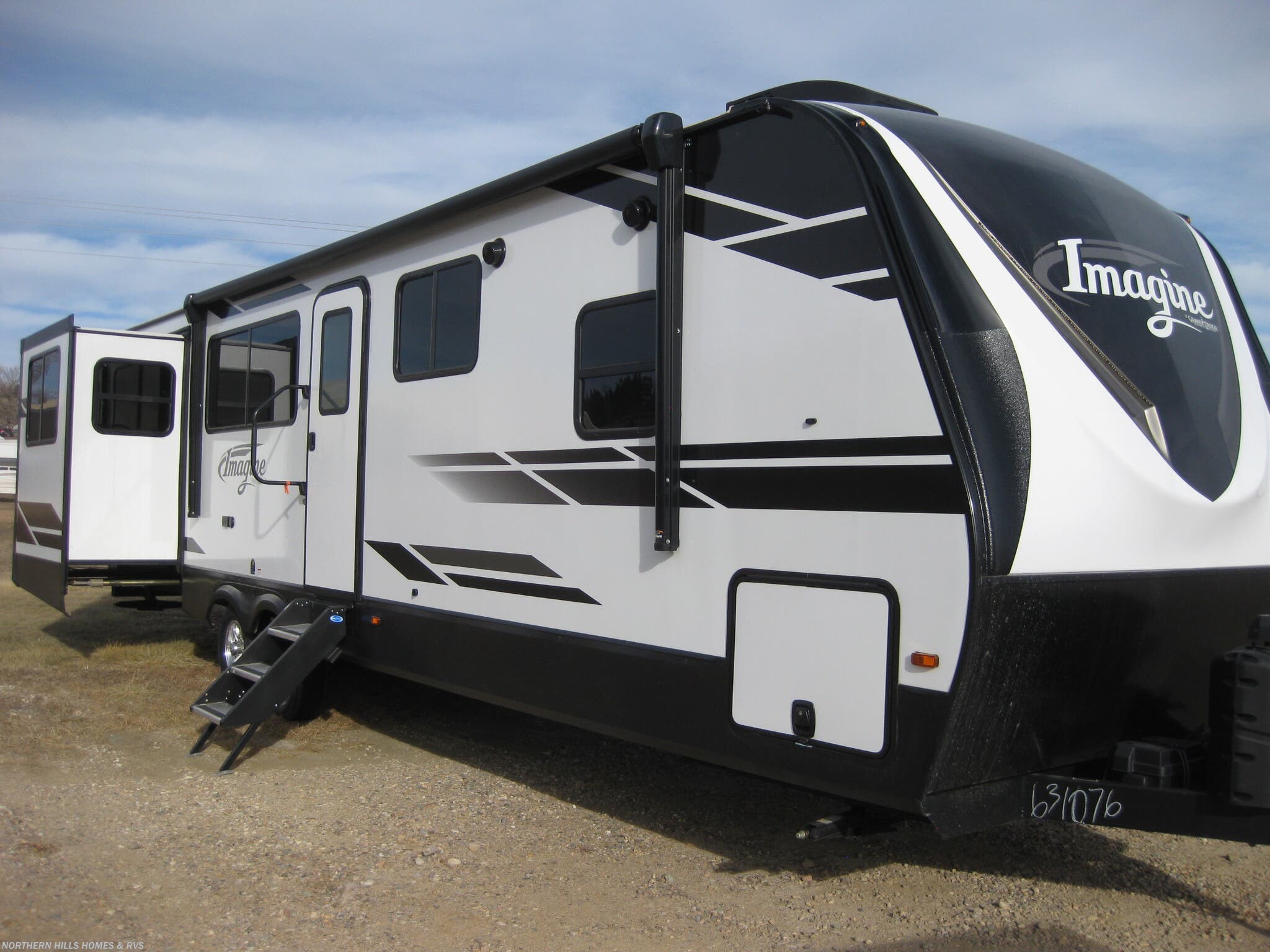 GD22R24A - 2021 Grand Design Imagine 3100RD Travel Trailer for sale in  Whitewood SD