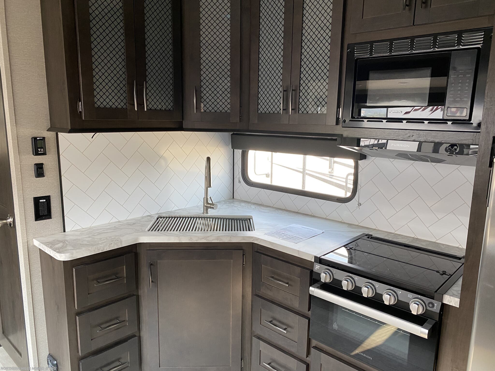 2022 Grand Design Momentum GClass 31G RV for Sale in Whitewood, SD