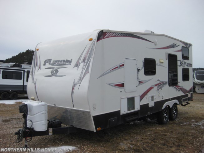 2011 Keystone Fuzion 230 - Used Toy Hauler For Sale by Northern Hills Homes and RV