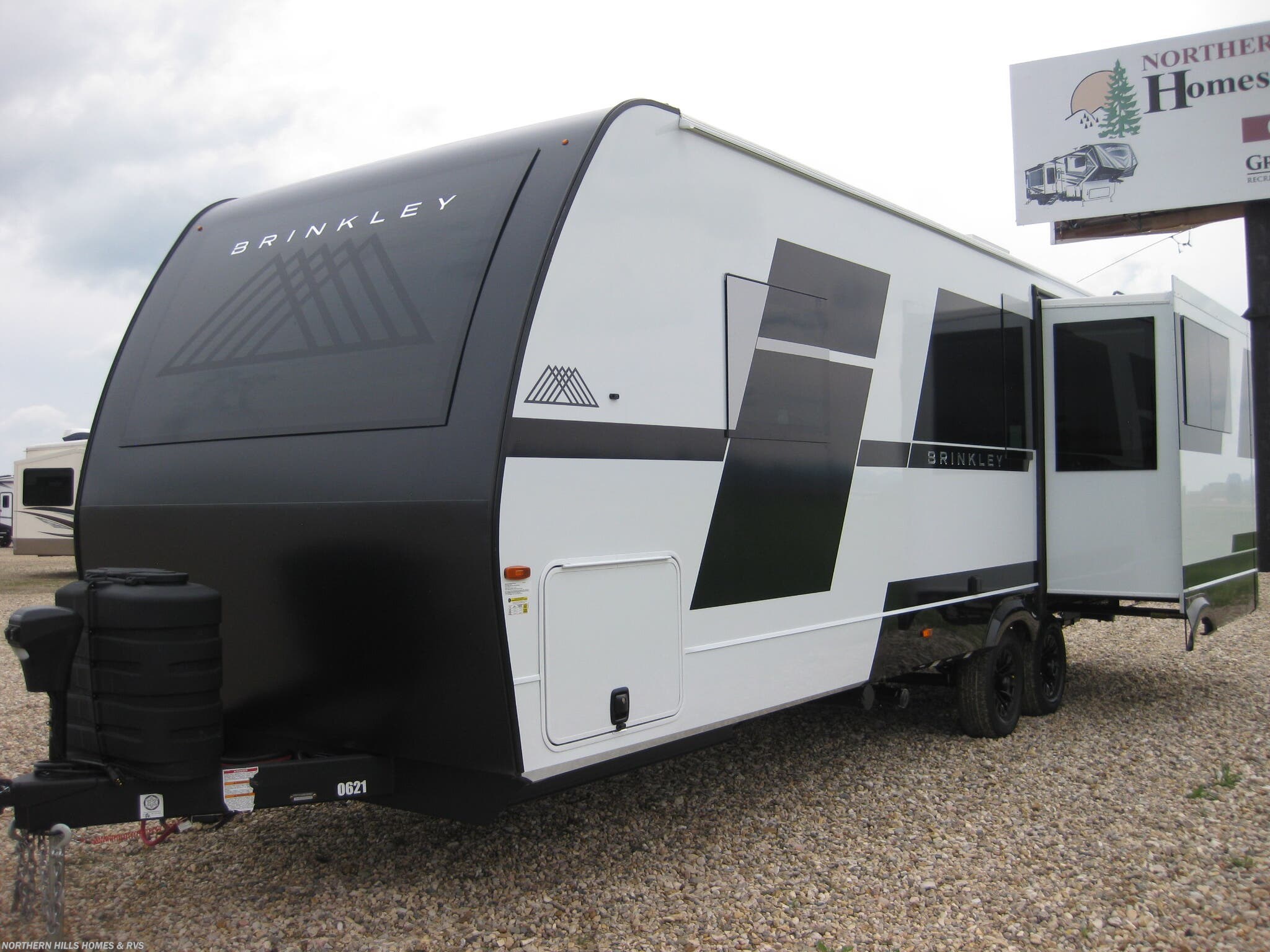 New 2025 Brinkley RV Model I 275 available in Whitewood, South Dakota