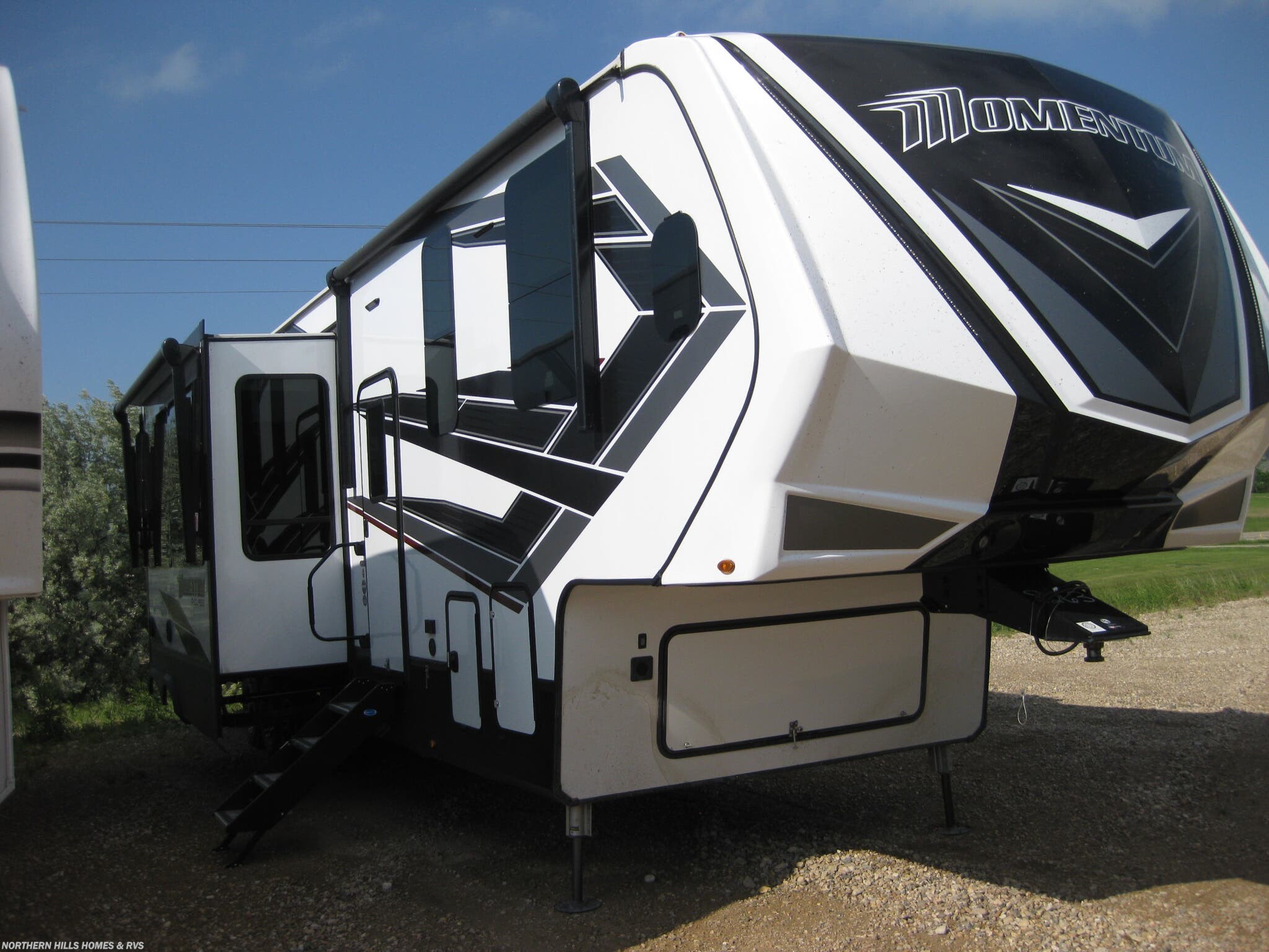 2021 Grand Design Momentum M-Class 395M