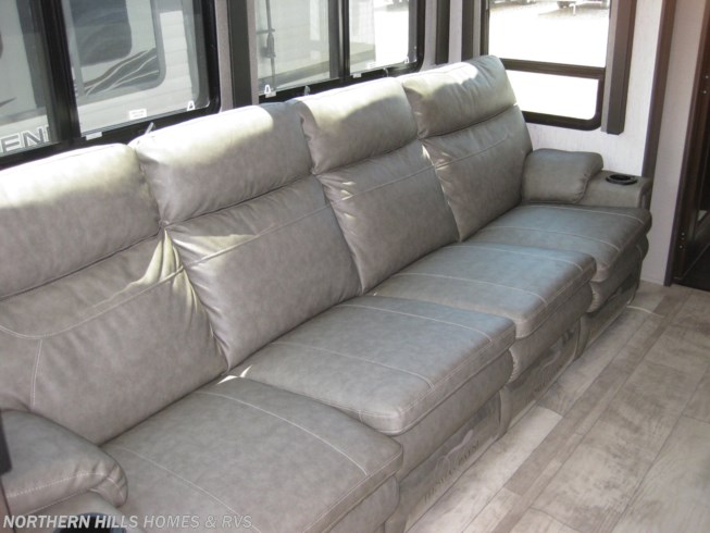 2022 Grand Design Momentum M-Class 381M #GD25S03A - For Sale in ...