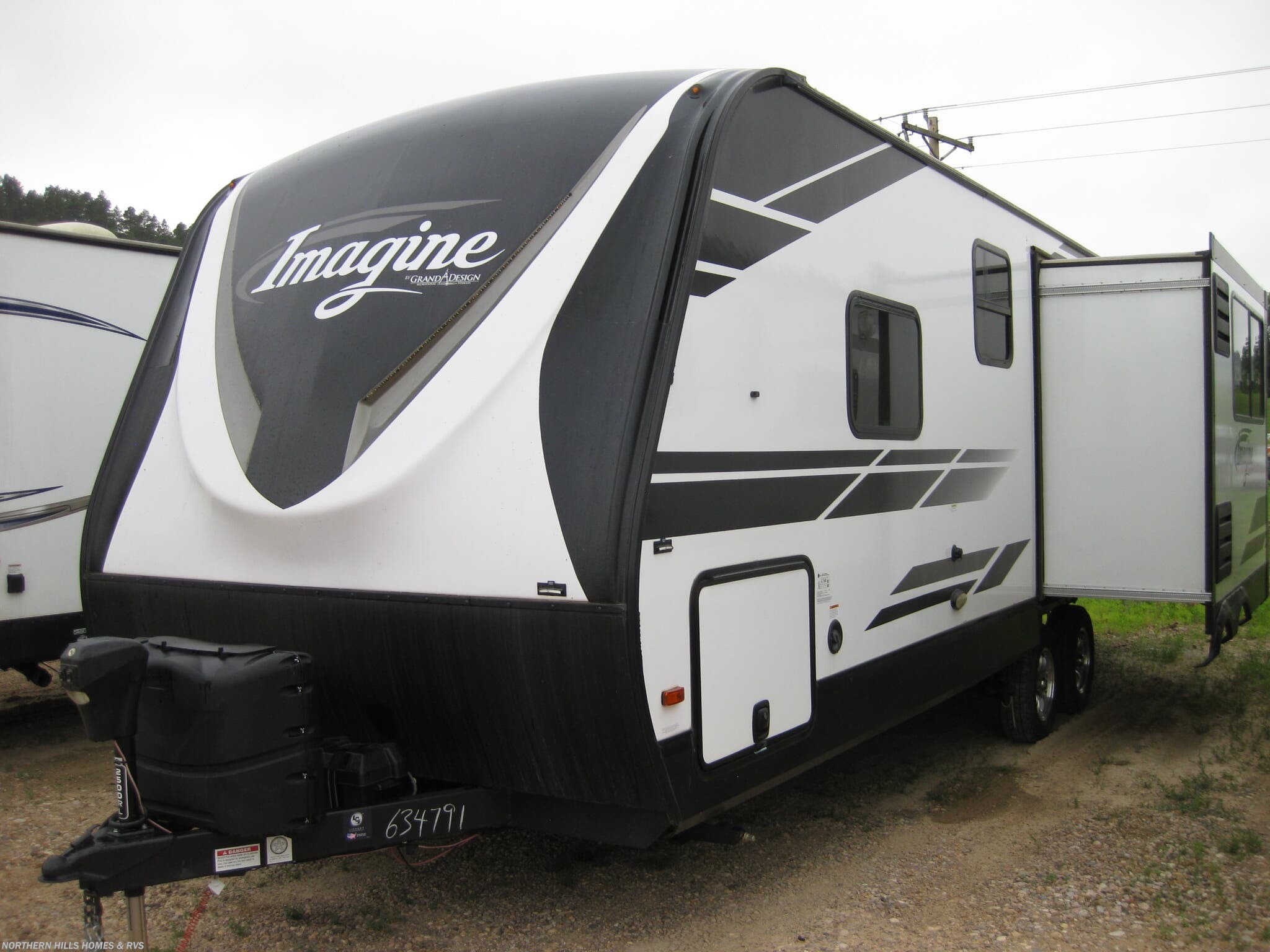 Used 2022 Grand Design Imagine 2500RL available in Whitewood, South Dakota