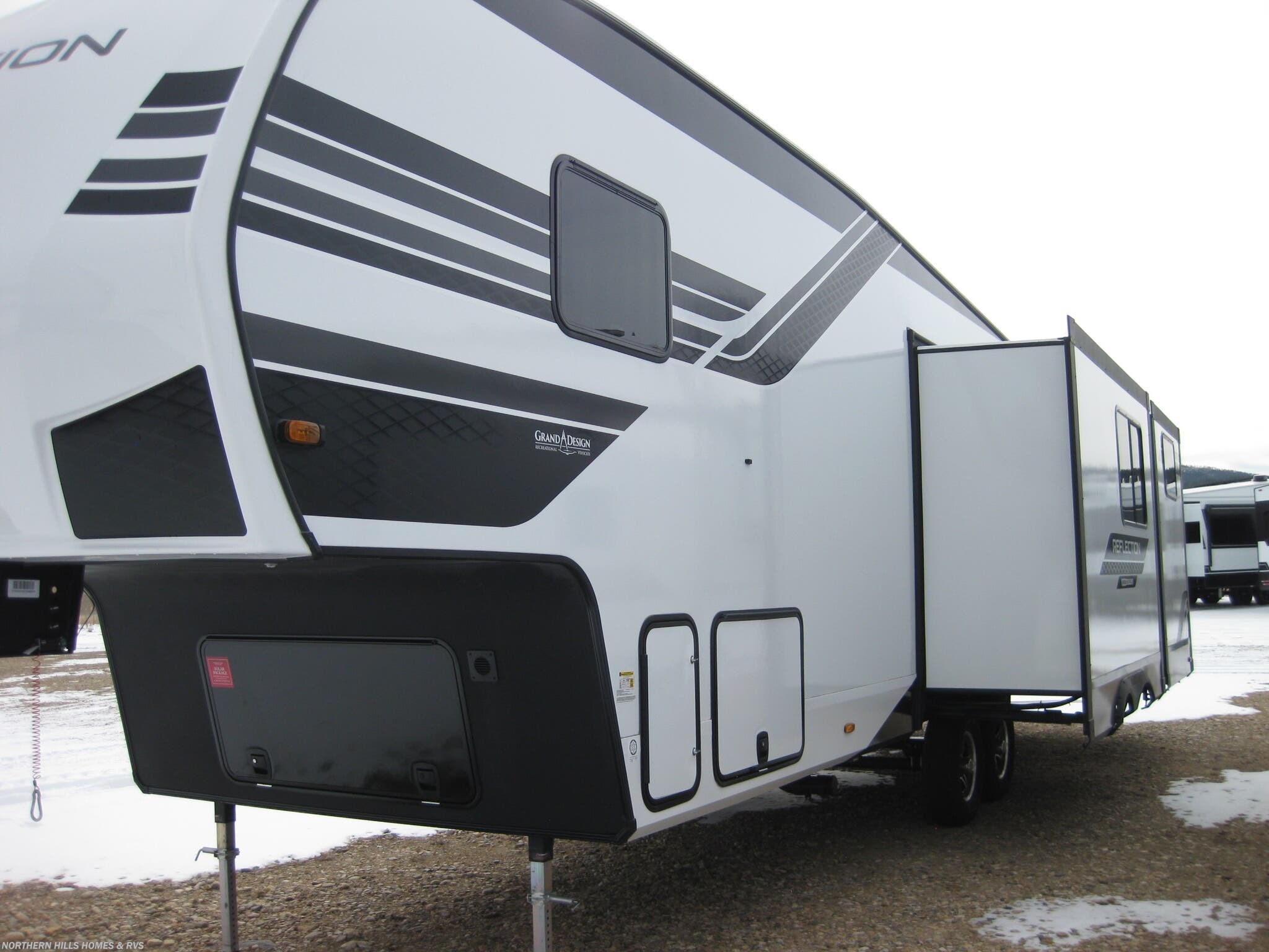 New 2026 Grand Design Reflection 100 Series 32BH available in Whitewood, South Dakota
