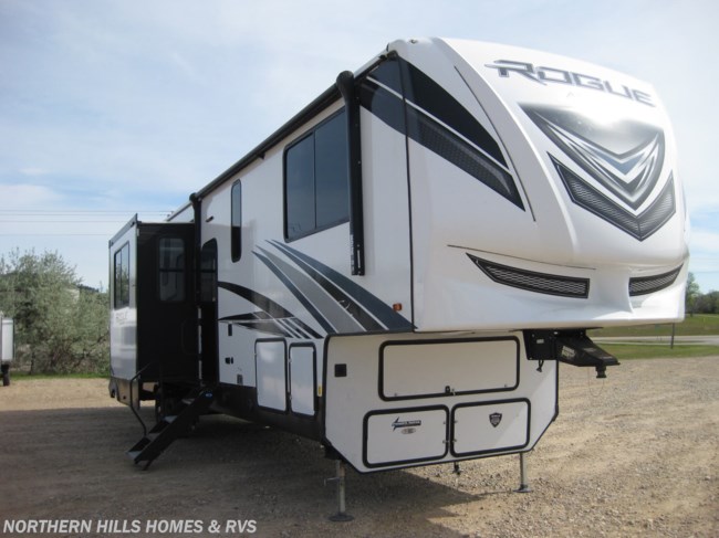 2022 Forest River Vengeance Rogue Armored 351G2