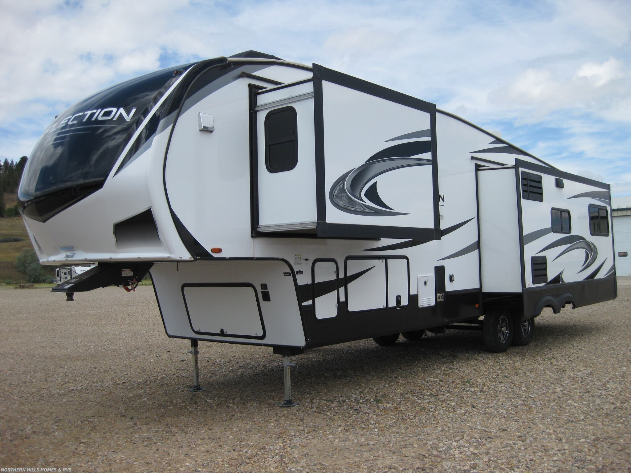 Used 2022 Grand Design Reflection 340RDS available in Whitewood, South Dakota