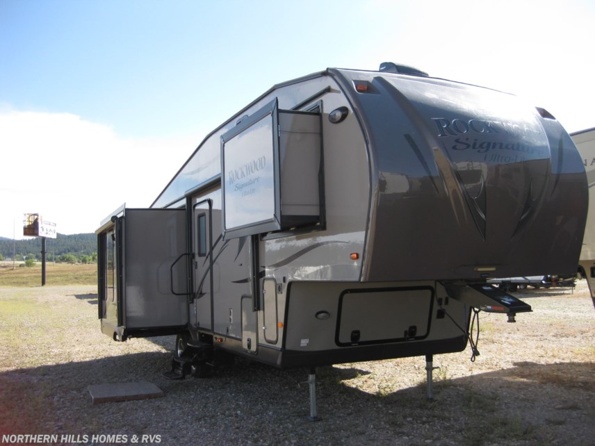 Used 2014 Forest River Rockwood Signature Ultra Lite 8289WS available in Whitewood, South Dakota