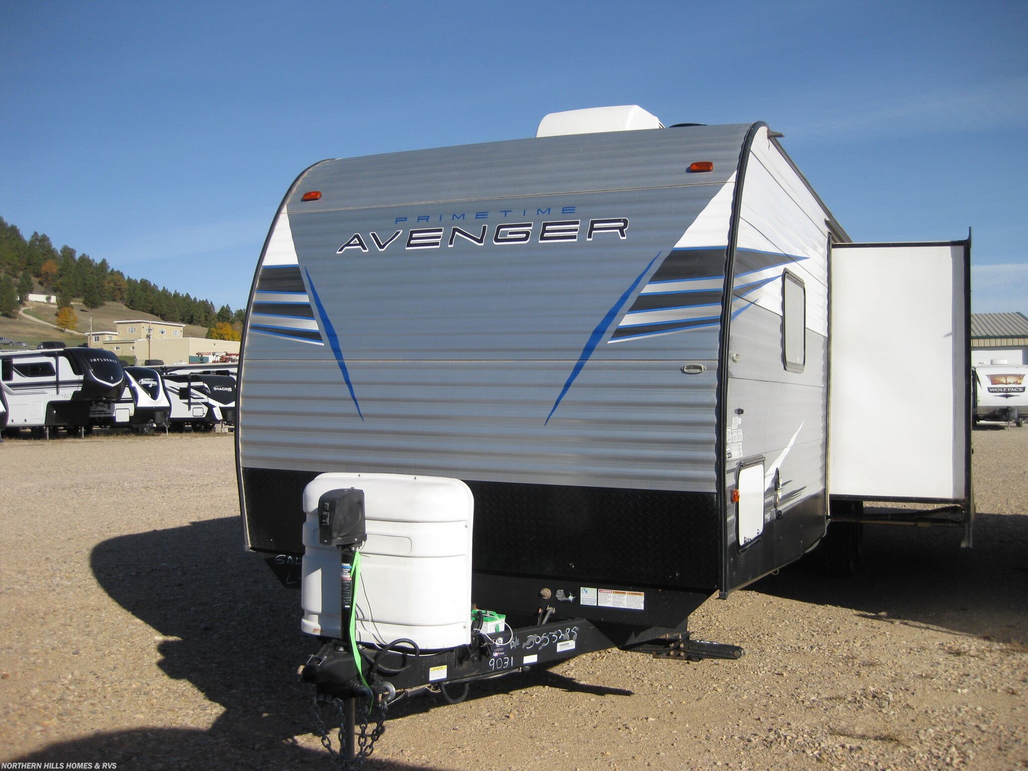 2021 Avenger 28DBS by Prime Time from Northern Hills Homes and RV's in Whitewood, South Dakota