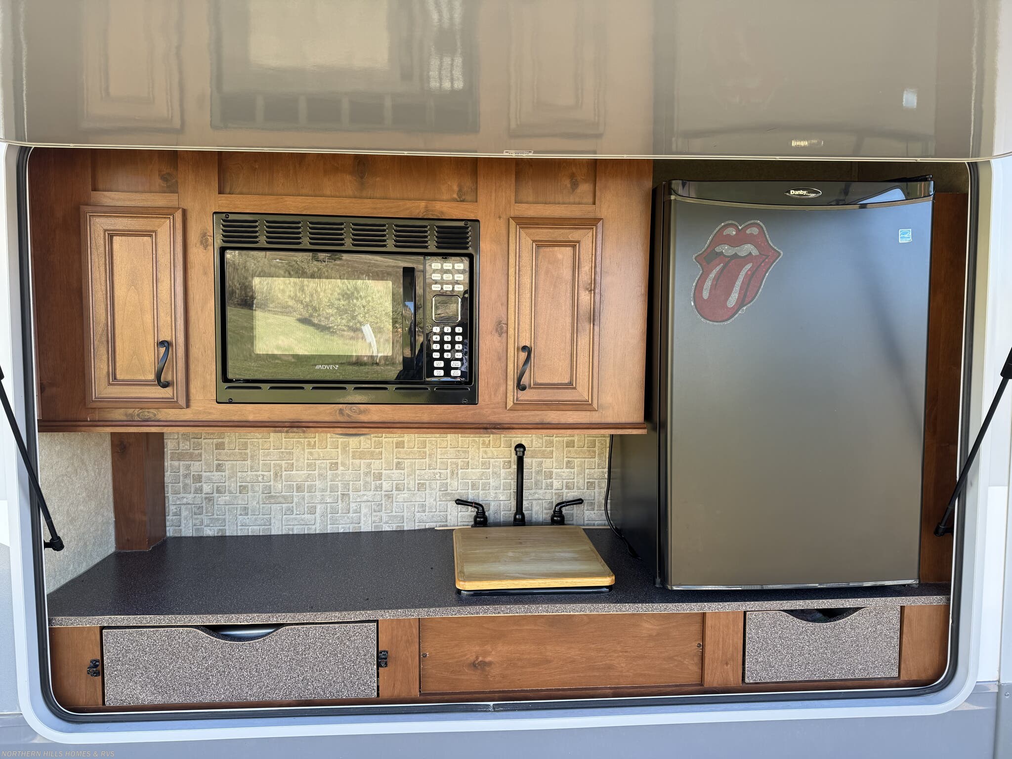 2013 Roamer RF395BHS by Open Range from Northern Hills Homes and RV's in Whitewood, South Dakota