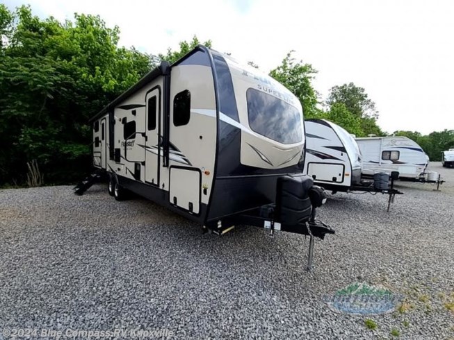 Used 2021 Forest River Flagstaff Super Lite 27BHWS available in Louisville, Tennessee