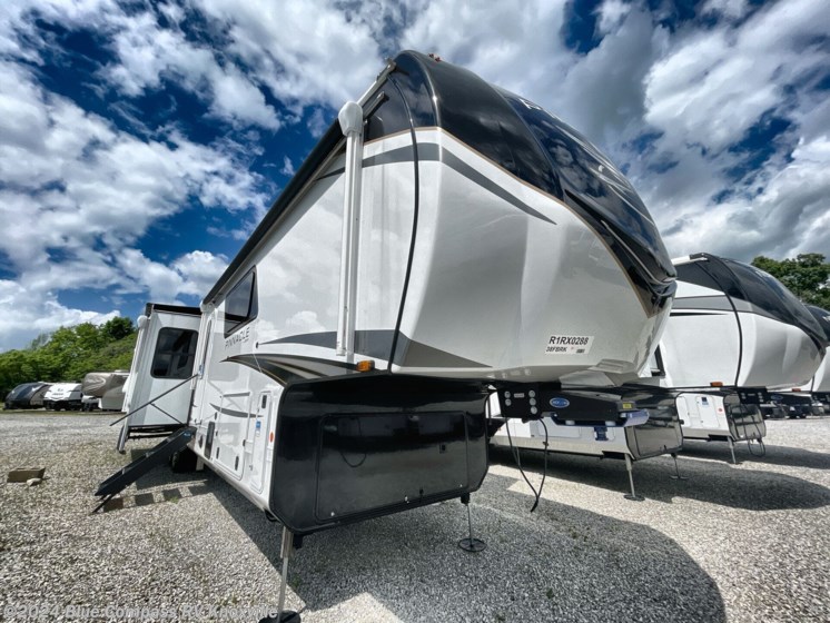 New 2024 Jayco Pinnacle 38FBRK available in Louisville, Tennessee