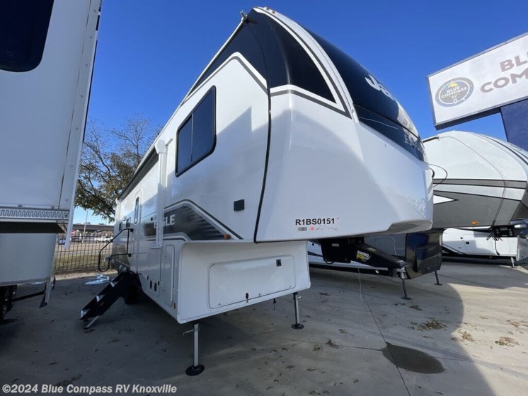 New 2025 Jayco Eagle HT 29DDB available in Louisville, Tennessee