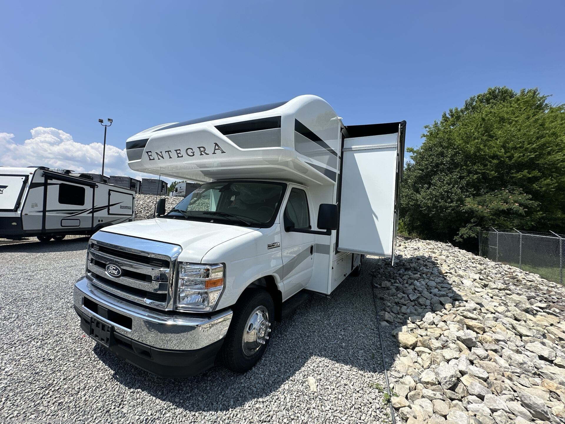 New 2026 Entegra Coach Odyssey 24B available in Louisville, Tennessee
