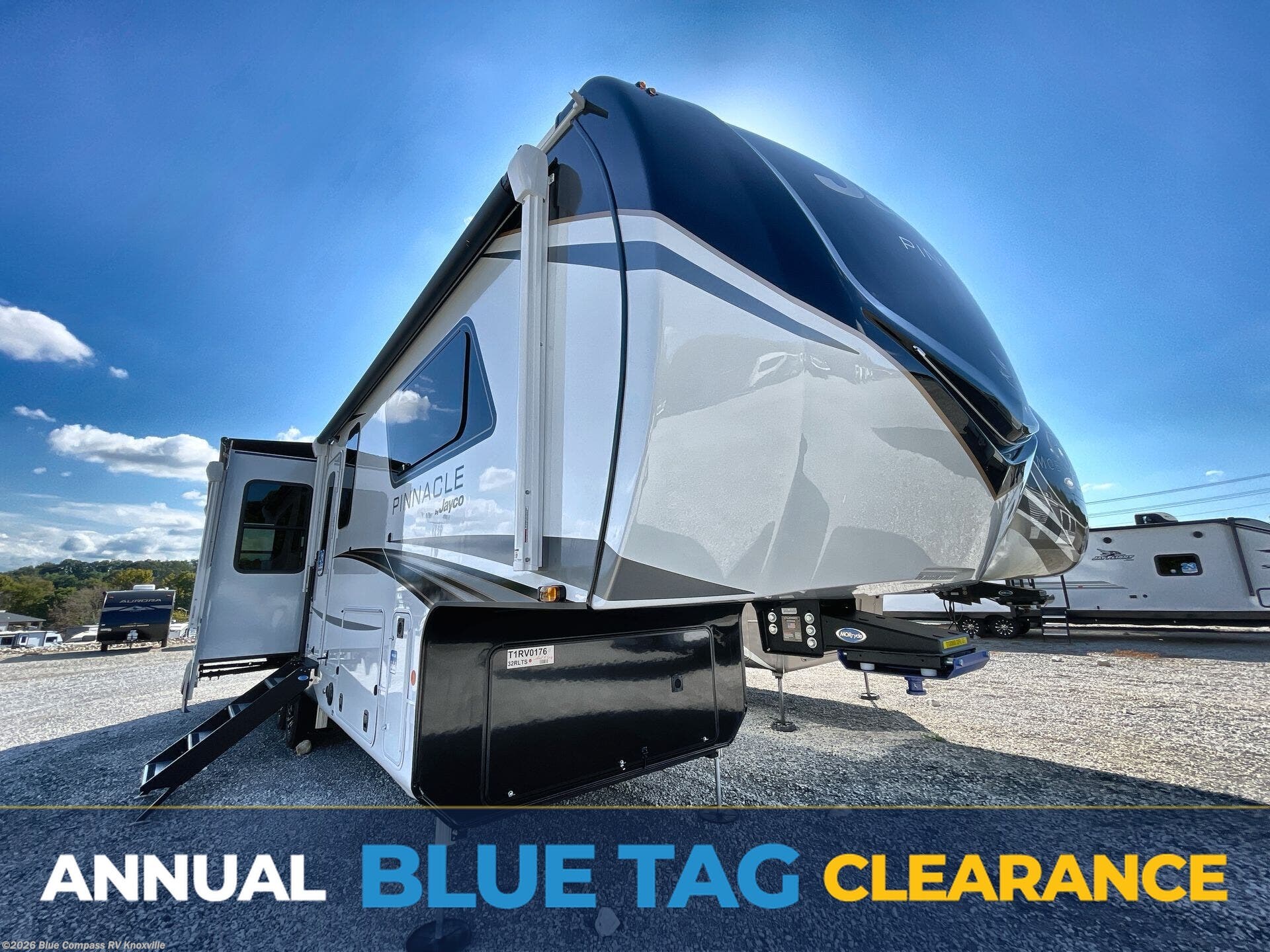2026 Jayco Pinnacle 32RLTS RV for Sale in Louisville, TN 37777 ...