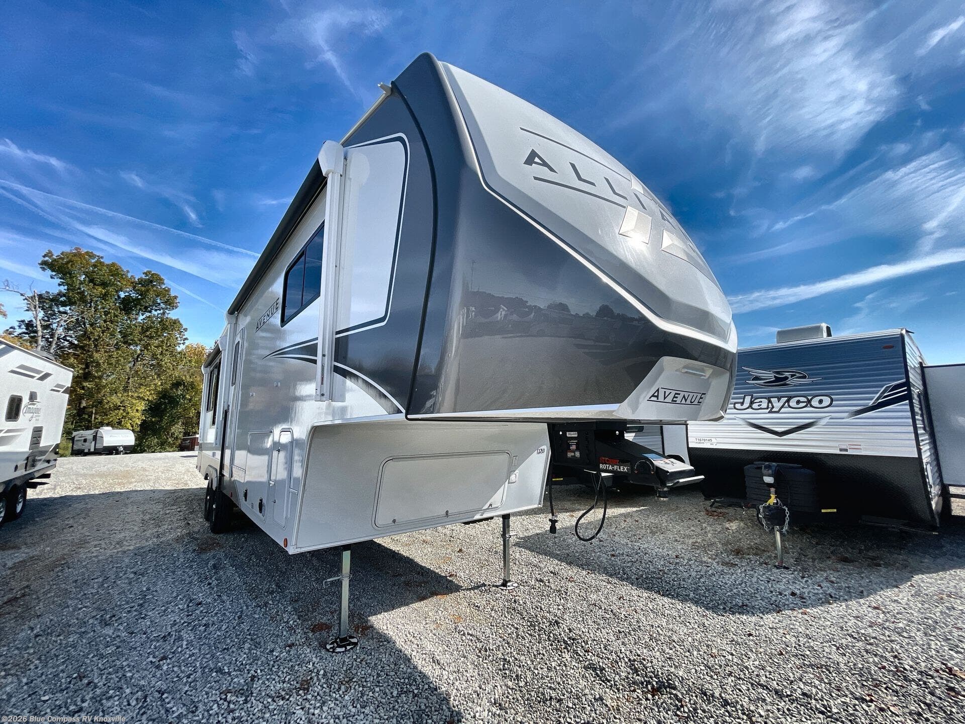 2026 Avenue 32RLS by Alliance RV from Blue Compass RV Knoxville in Louisville, Tennessee