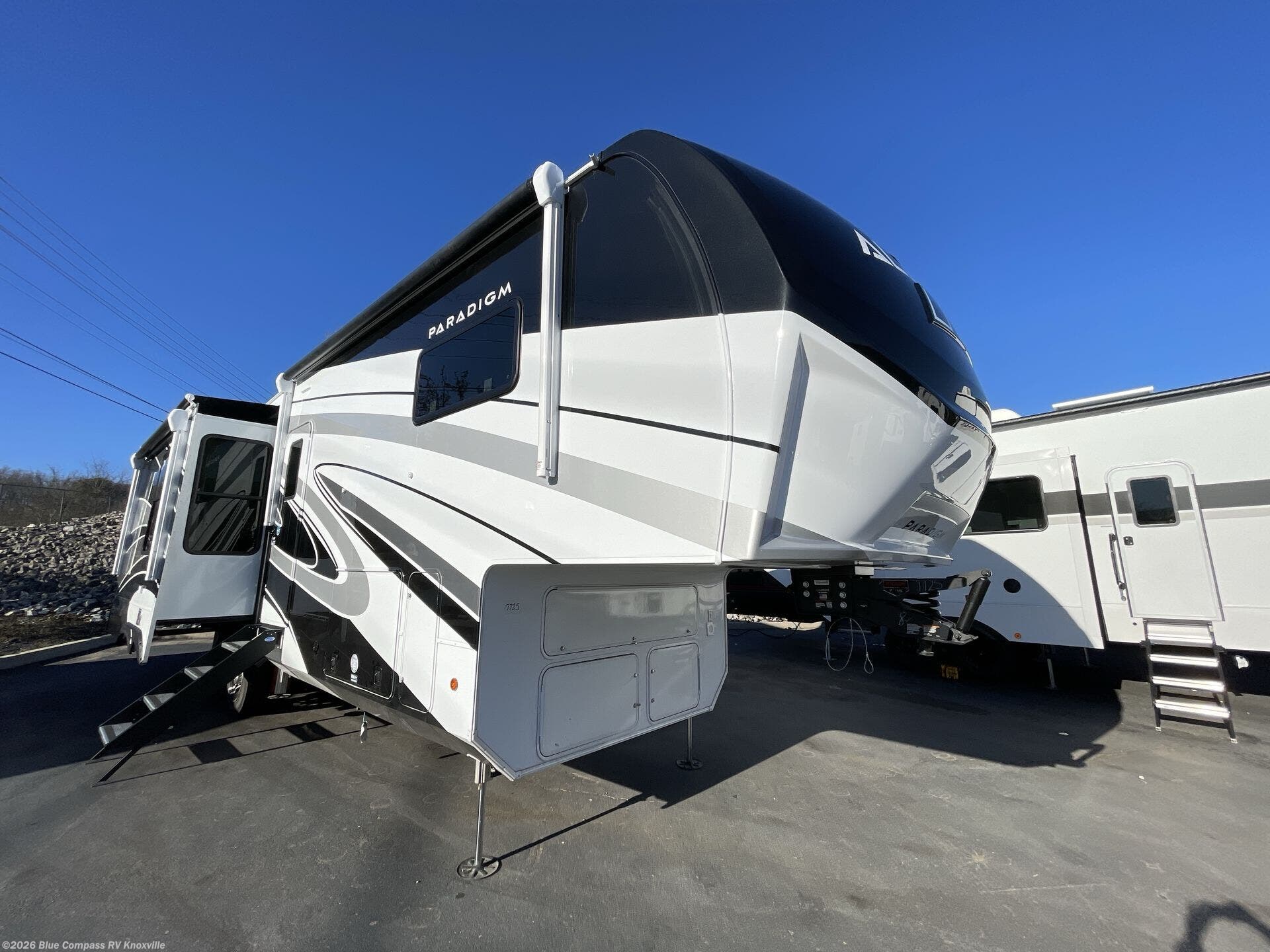 2026 Paradigm 312RK by Alliance RV from Blue Compass RV Knoxville in Louisville, Tennessee