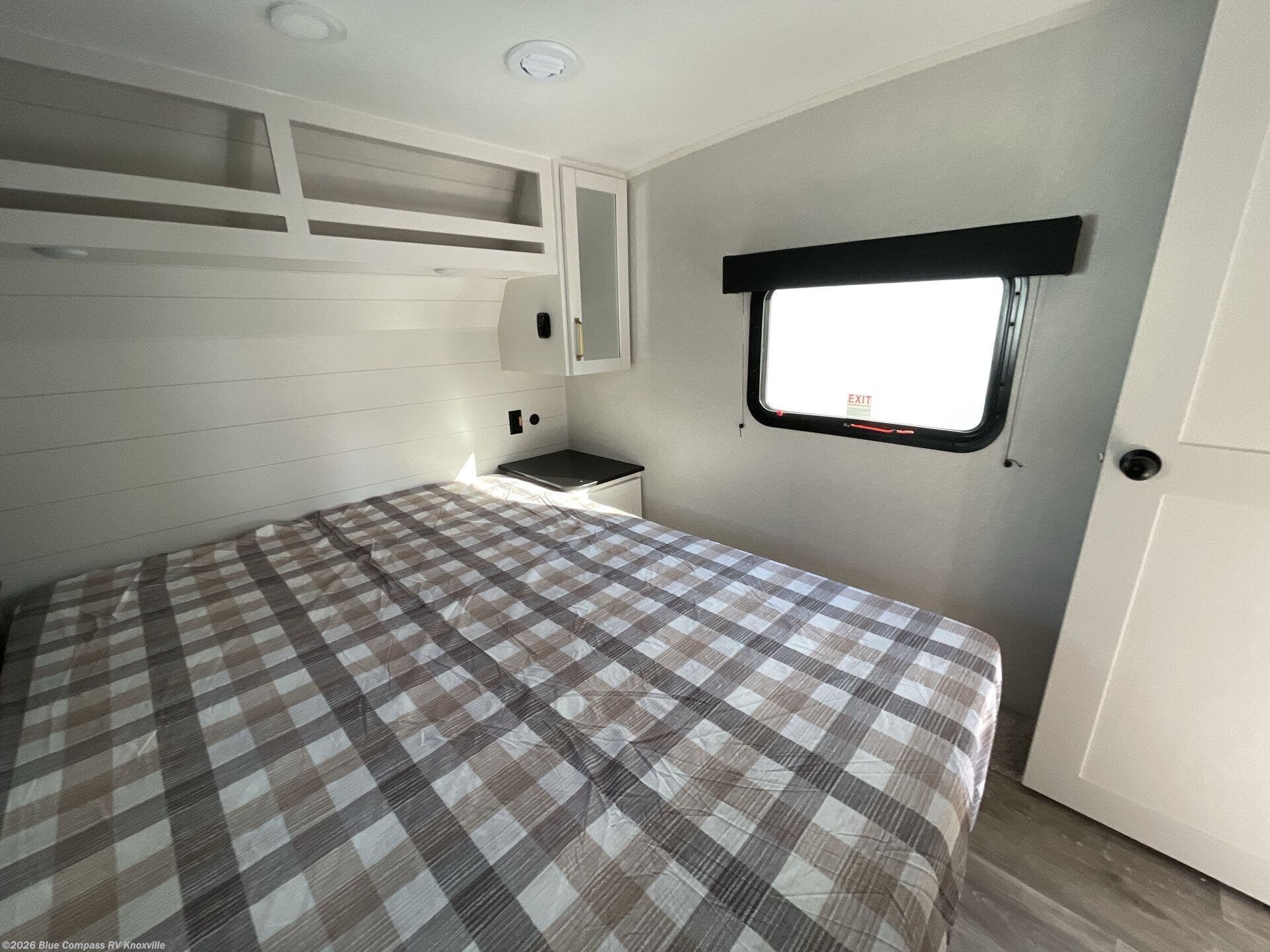 New 2026 Jayco Eagle SLE 24MLE available in Louisville, Tennessee