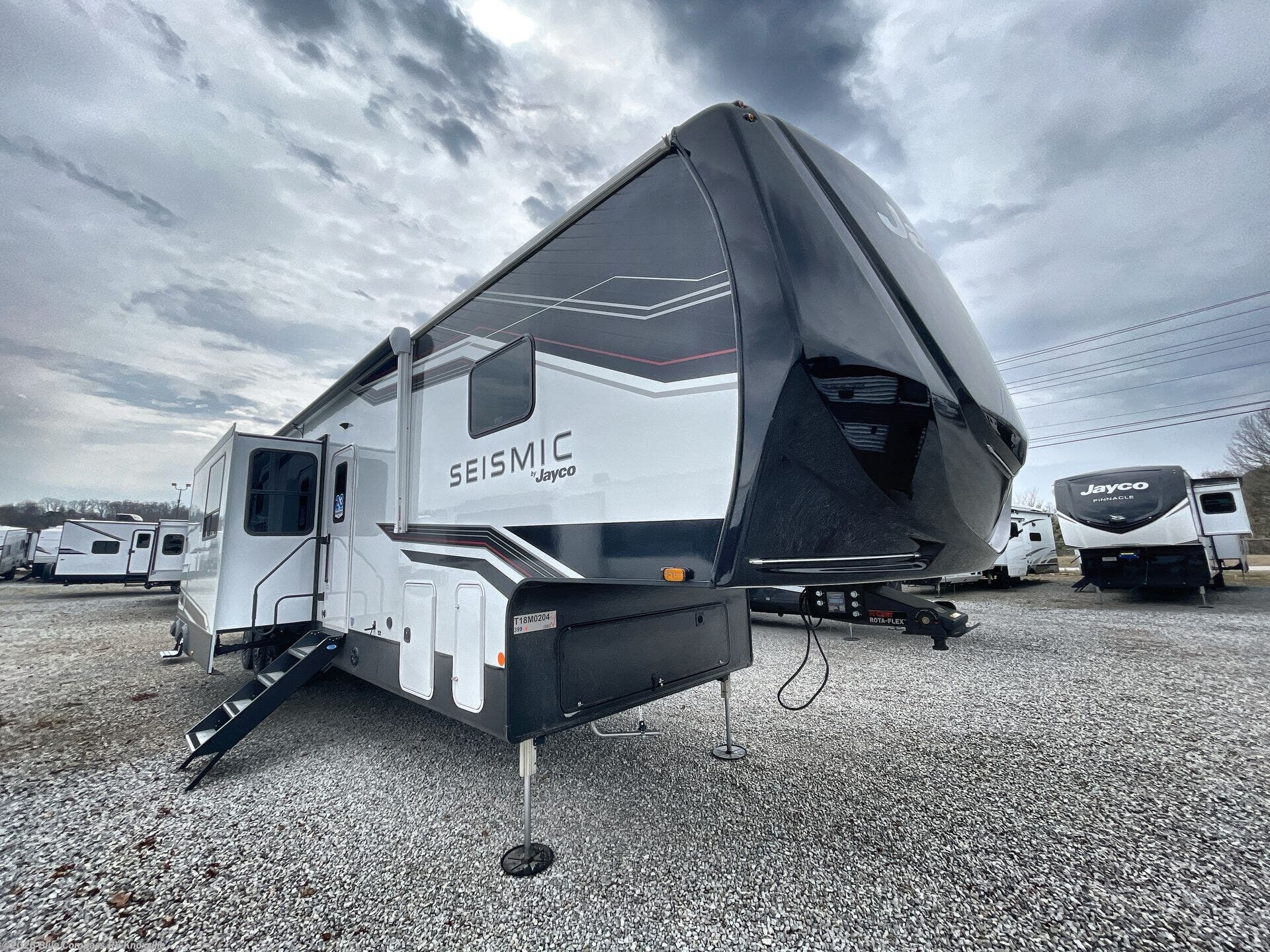 2026 Seismic 399 by Jayco from Blue Compass RV Knoxville in Louisville, Tennessee