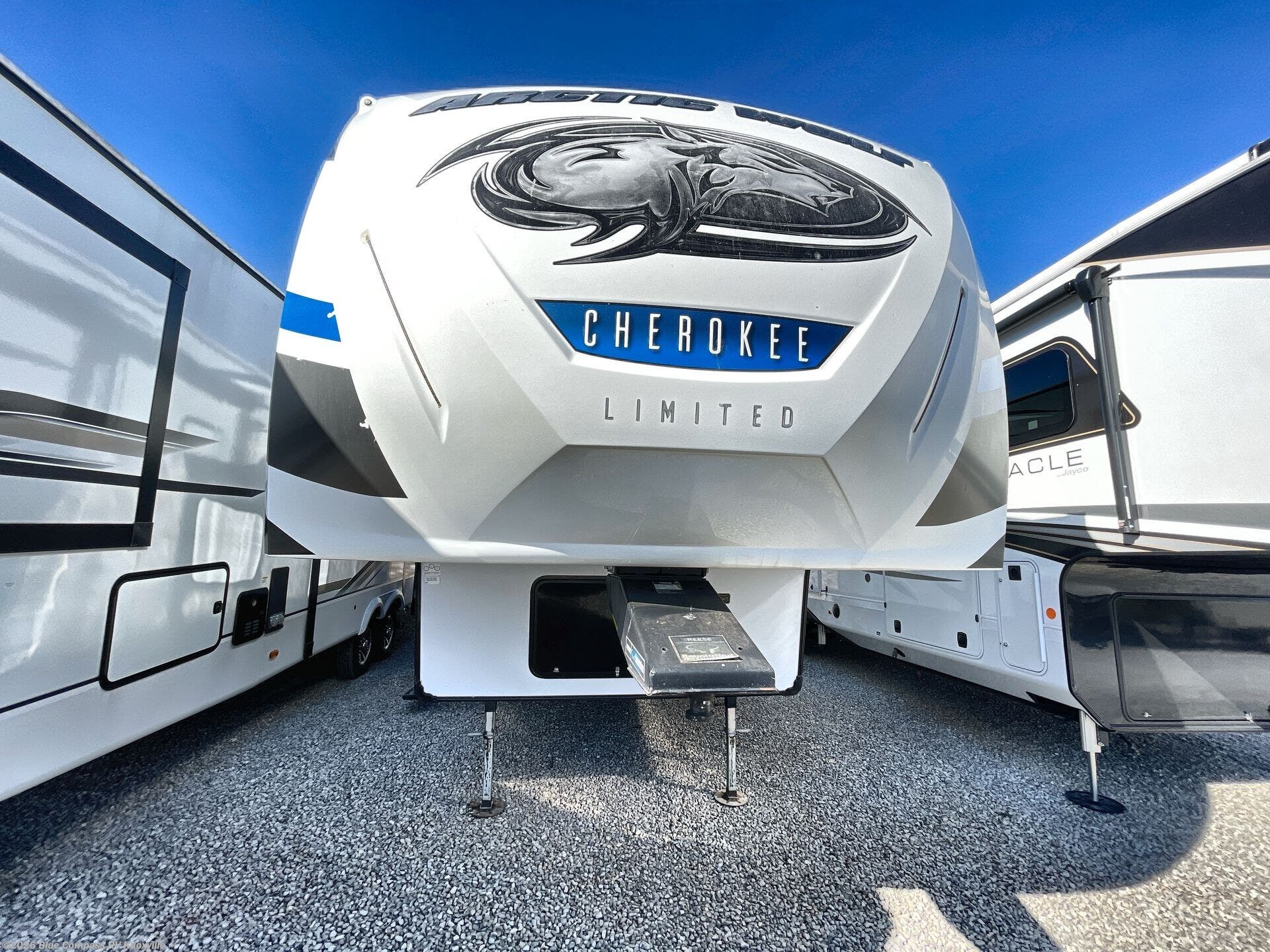 Used 2018 Forest River Cherokee Arctic Wolf 285DRL4 available in Louisville, Tennessee