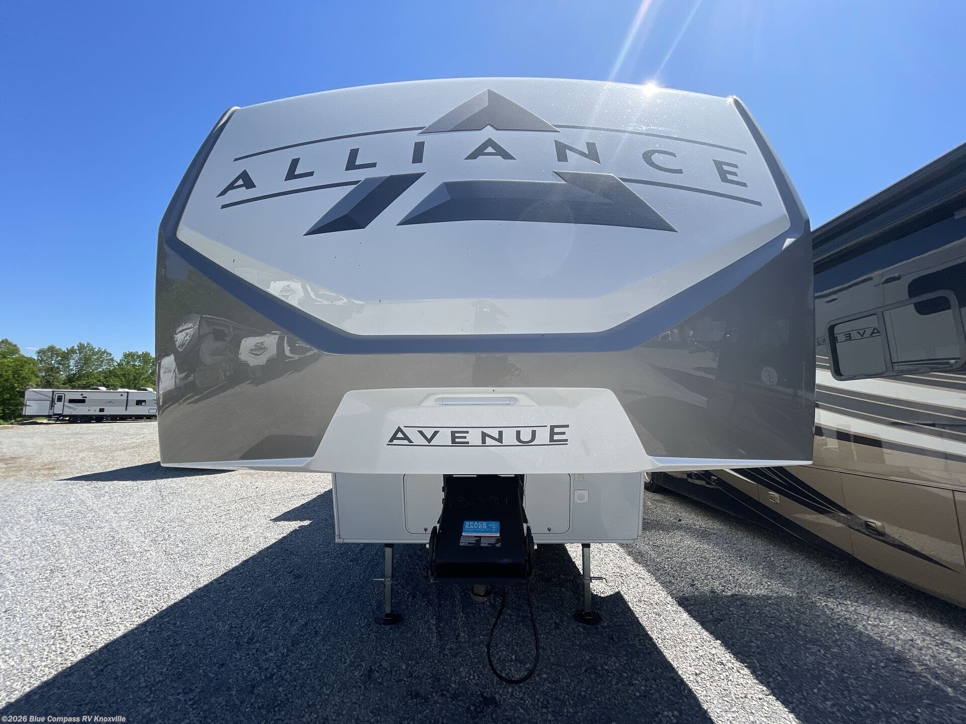 2026 Avenue 32RLS by Alliance RV from Blue Compass RV Knoxville in Louisville, Tennessee