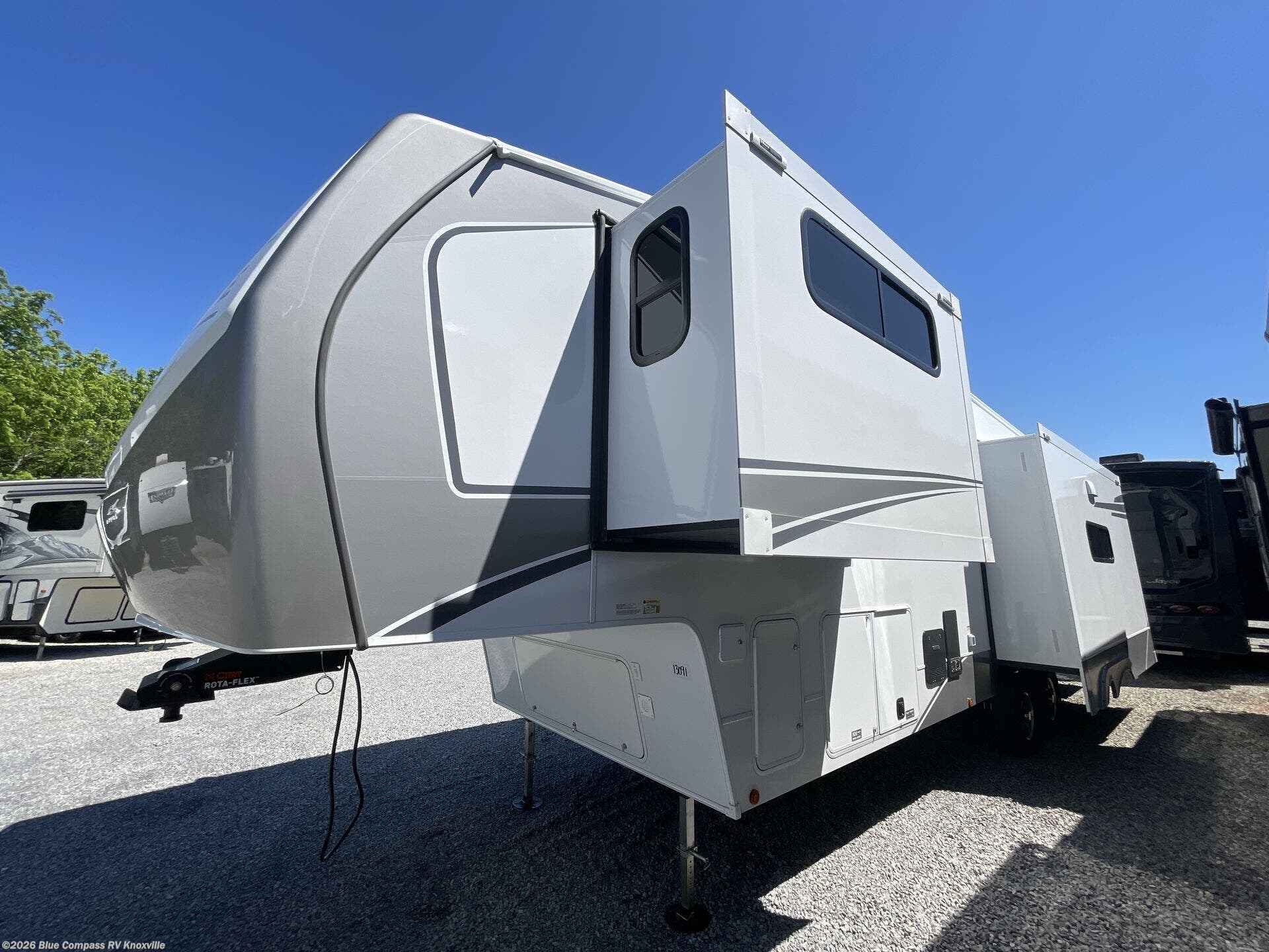 New 2026 Alliance RV Avenue 32RLS available in Louisville, Tennessee