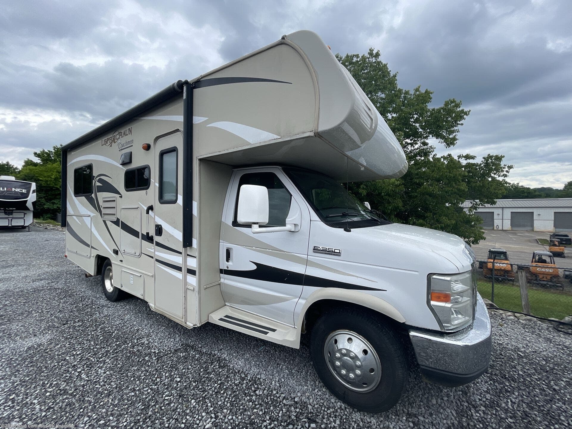 2015 Coachmen Leprechaun 220QB Ford 350 - Used Class C For Sale by Blue Compass RV Knoxville in Louisville, Tennessee