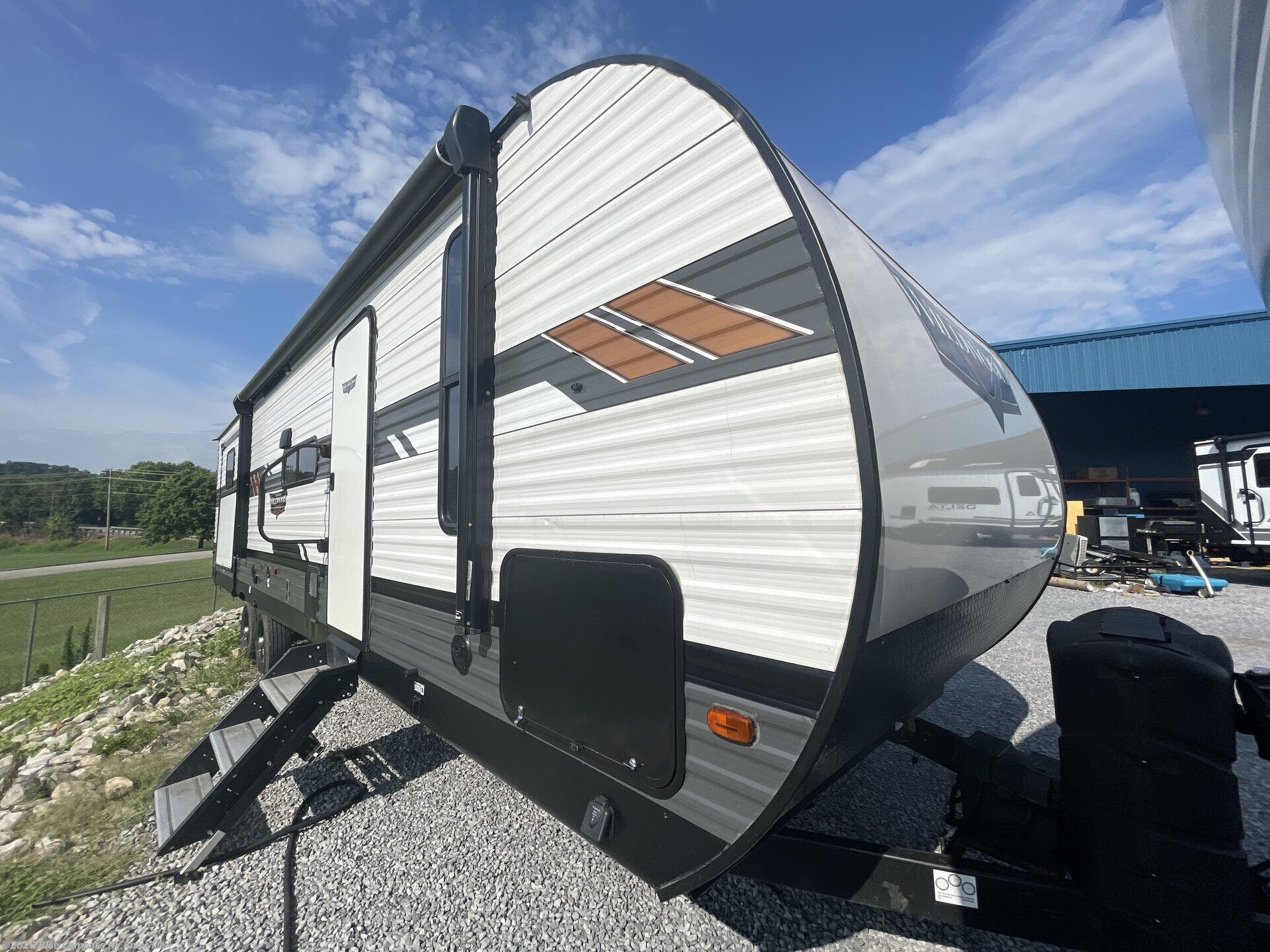 2021 Wildwood 31KQBTS by Forest River from Blue Compass RV Knoxville in Louisville, Tennessee