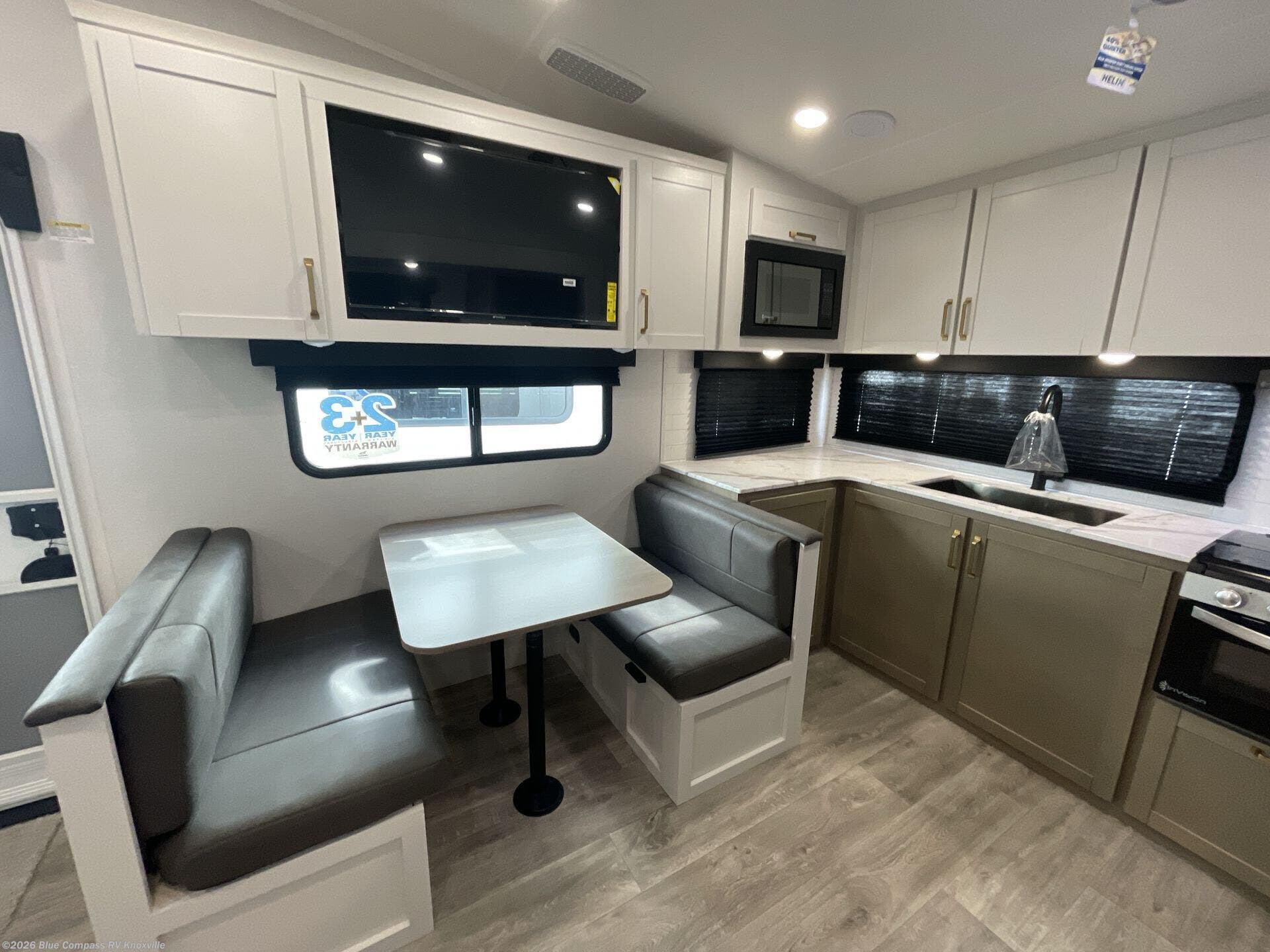 2027 Eagle SLE 24MLE by Jayco from Blue Compass RV Knoxville in Louisville, Tennessee