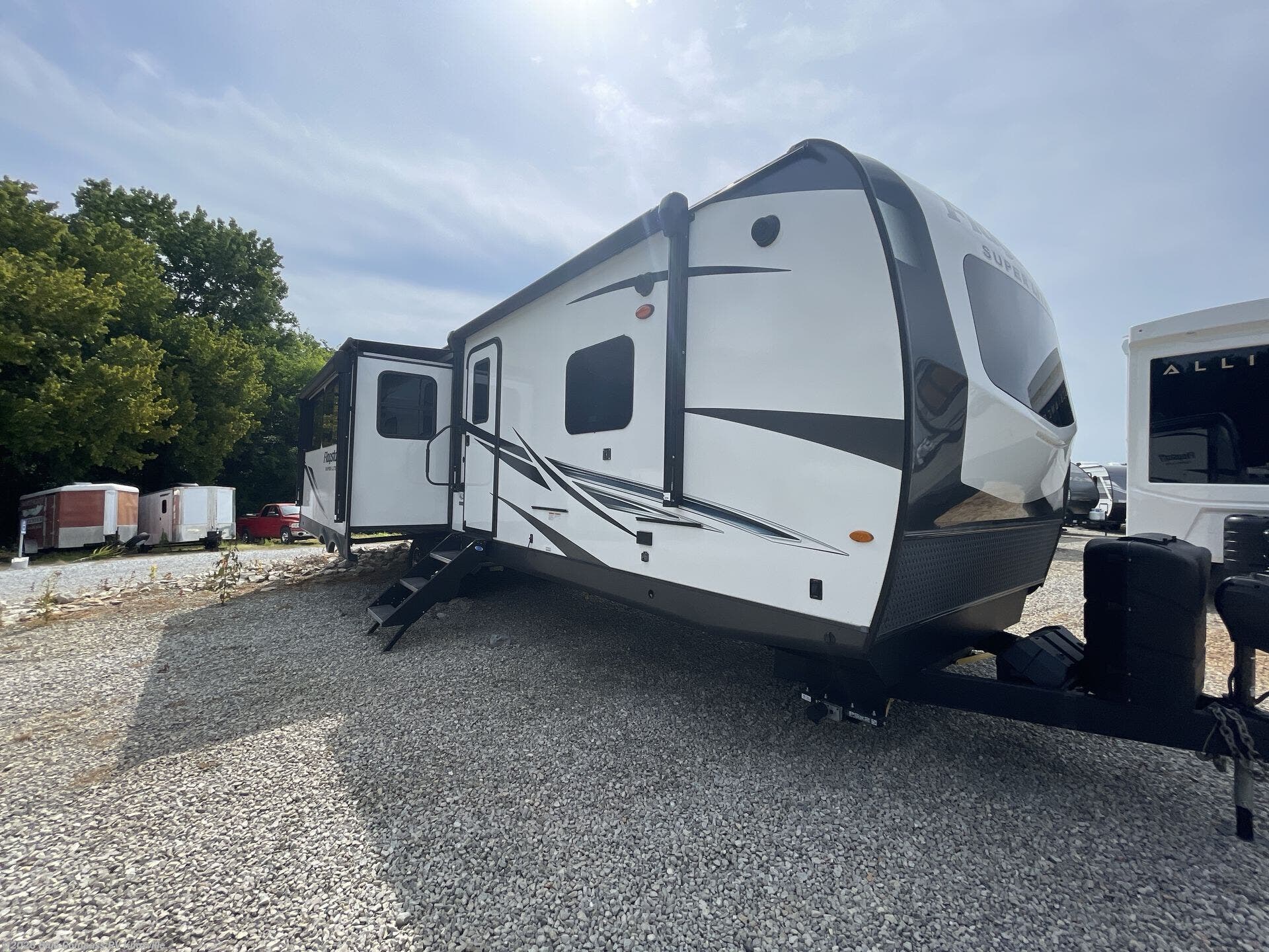 2022 Flagstaff Super Lite 29RLBS by Forest River from Blue Compass RV Knoxville in Louisville, Tennessee