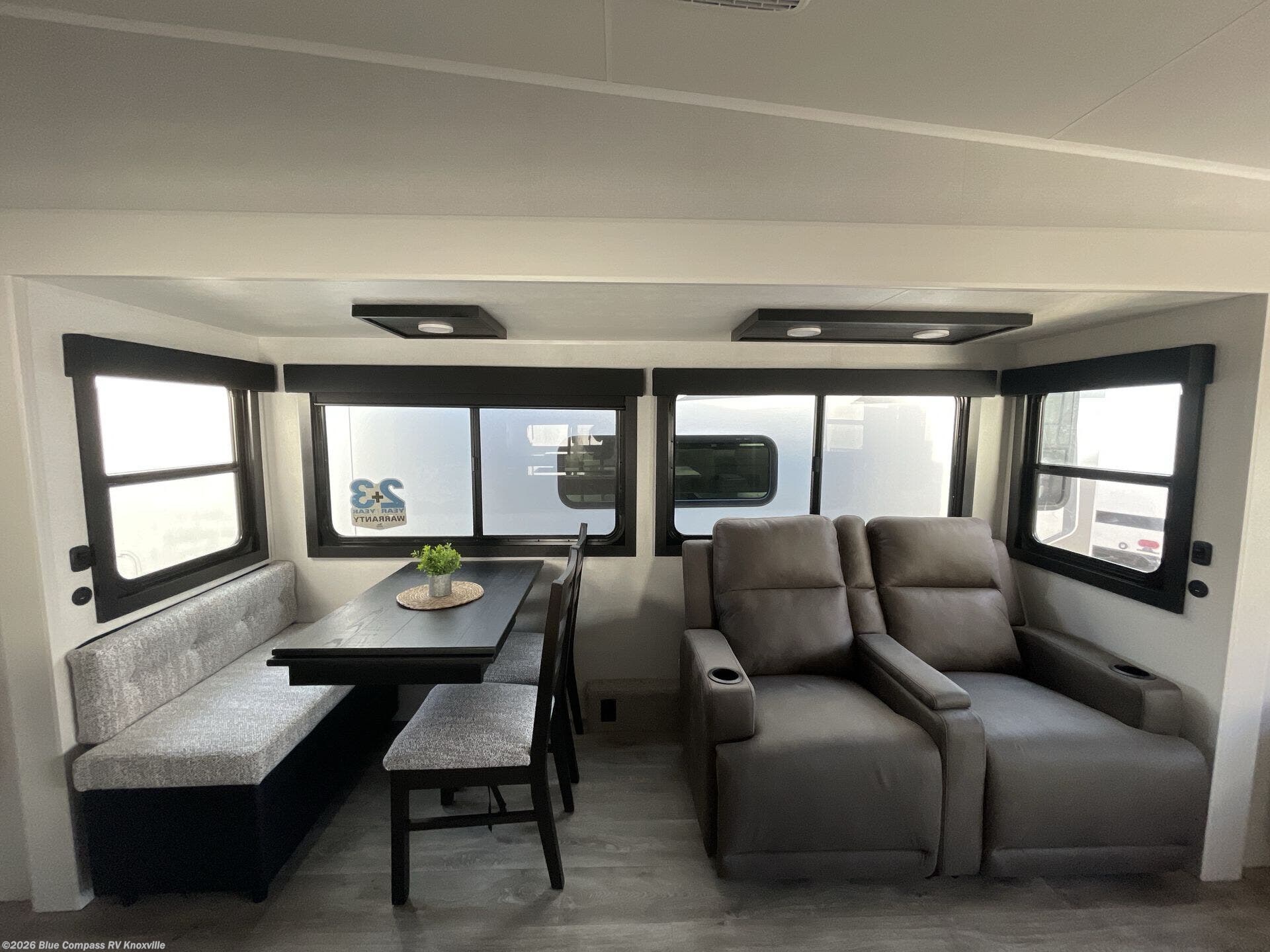 New 2027 Jayco Eagle 31RLT available in Louisville, Tennessee
