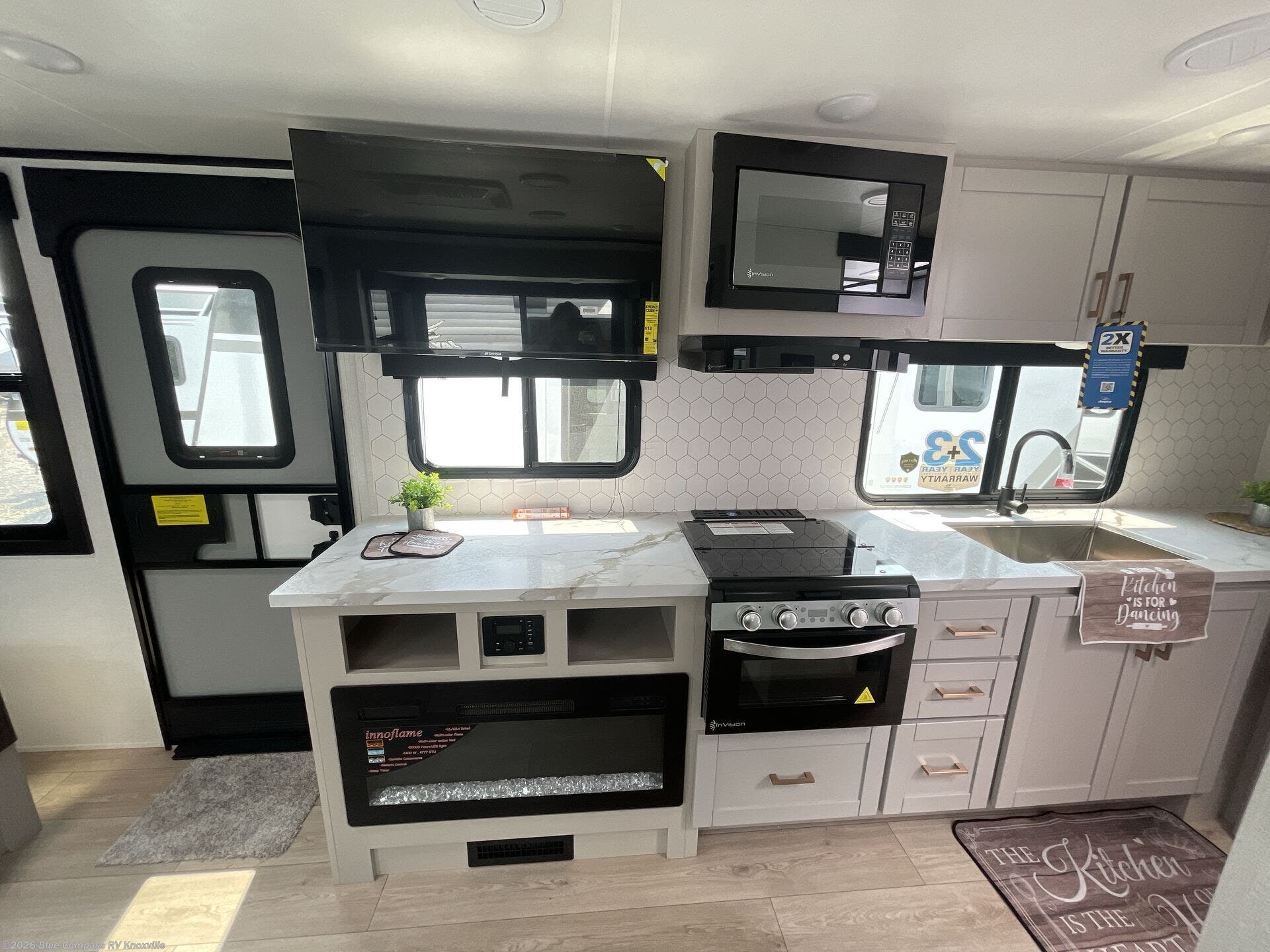 New 2027 Jayco Jay Feather 19MRK available in Louisville, Tennessee