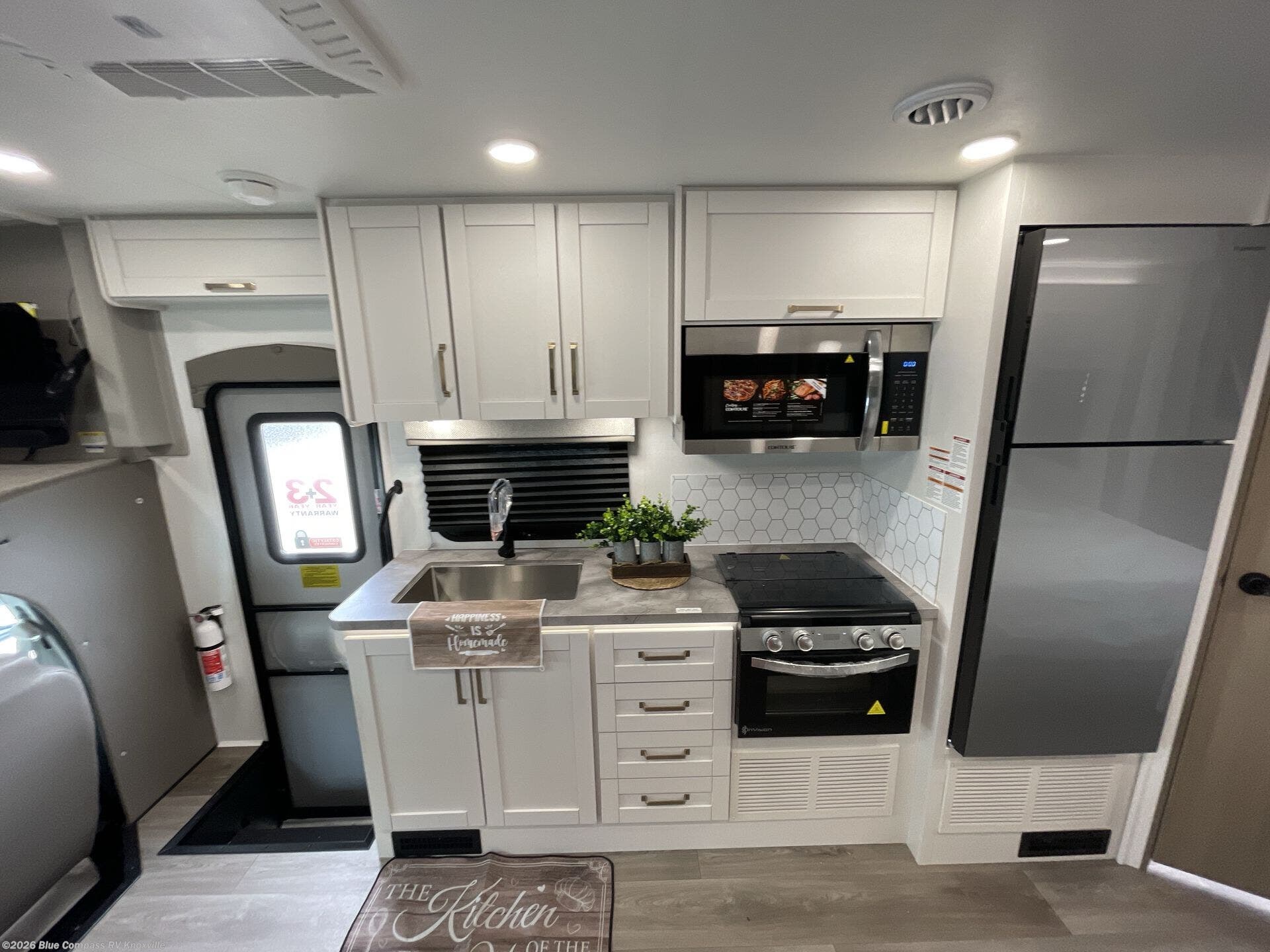 New 2027 Entegra Coach Odyssey 24B available in Louisville, Tennessee