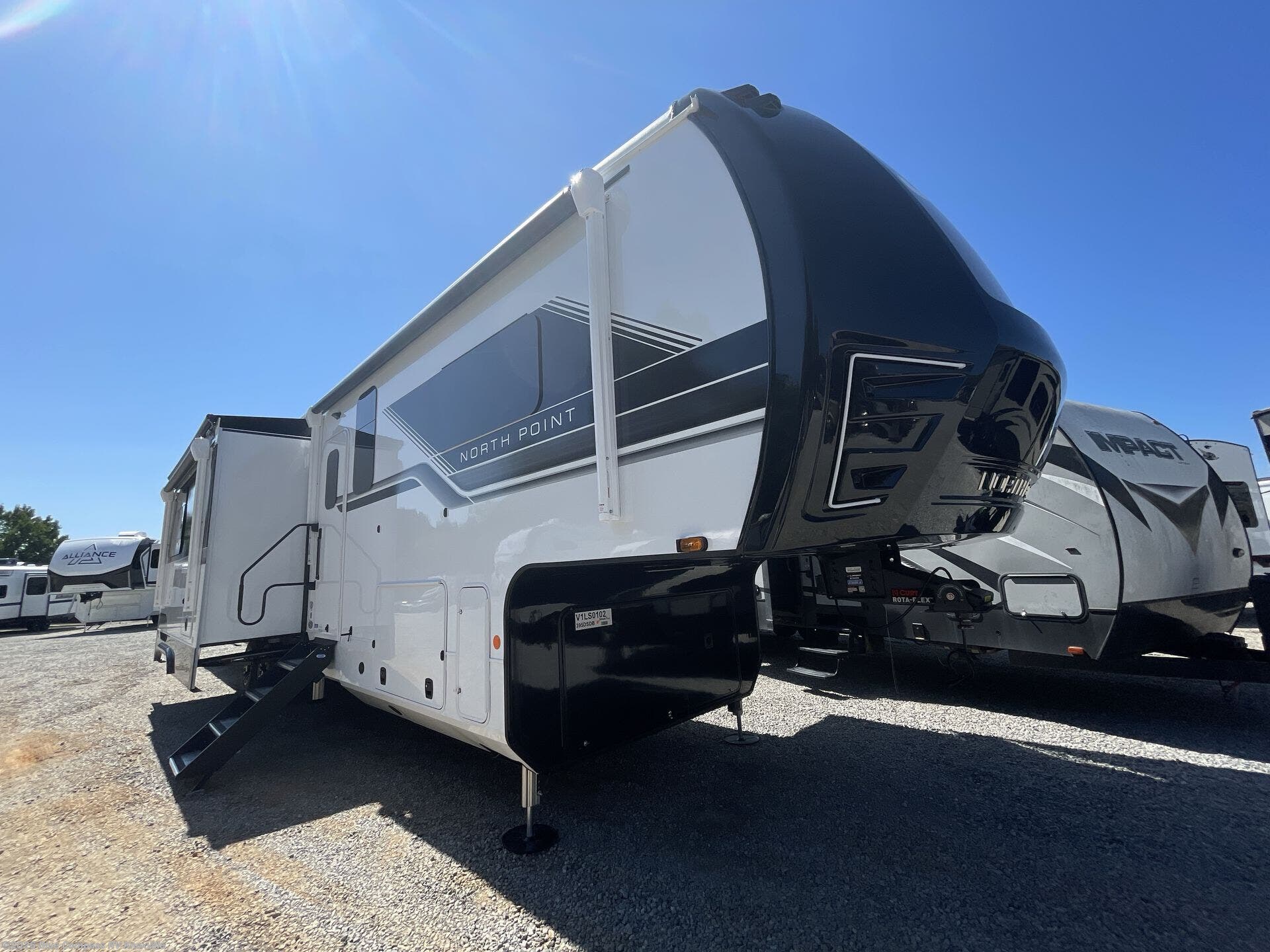 2027 North Point 395DSDB by Jayco from Blue Compass RV Knoxville in Louisville, Tennessee