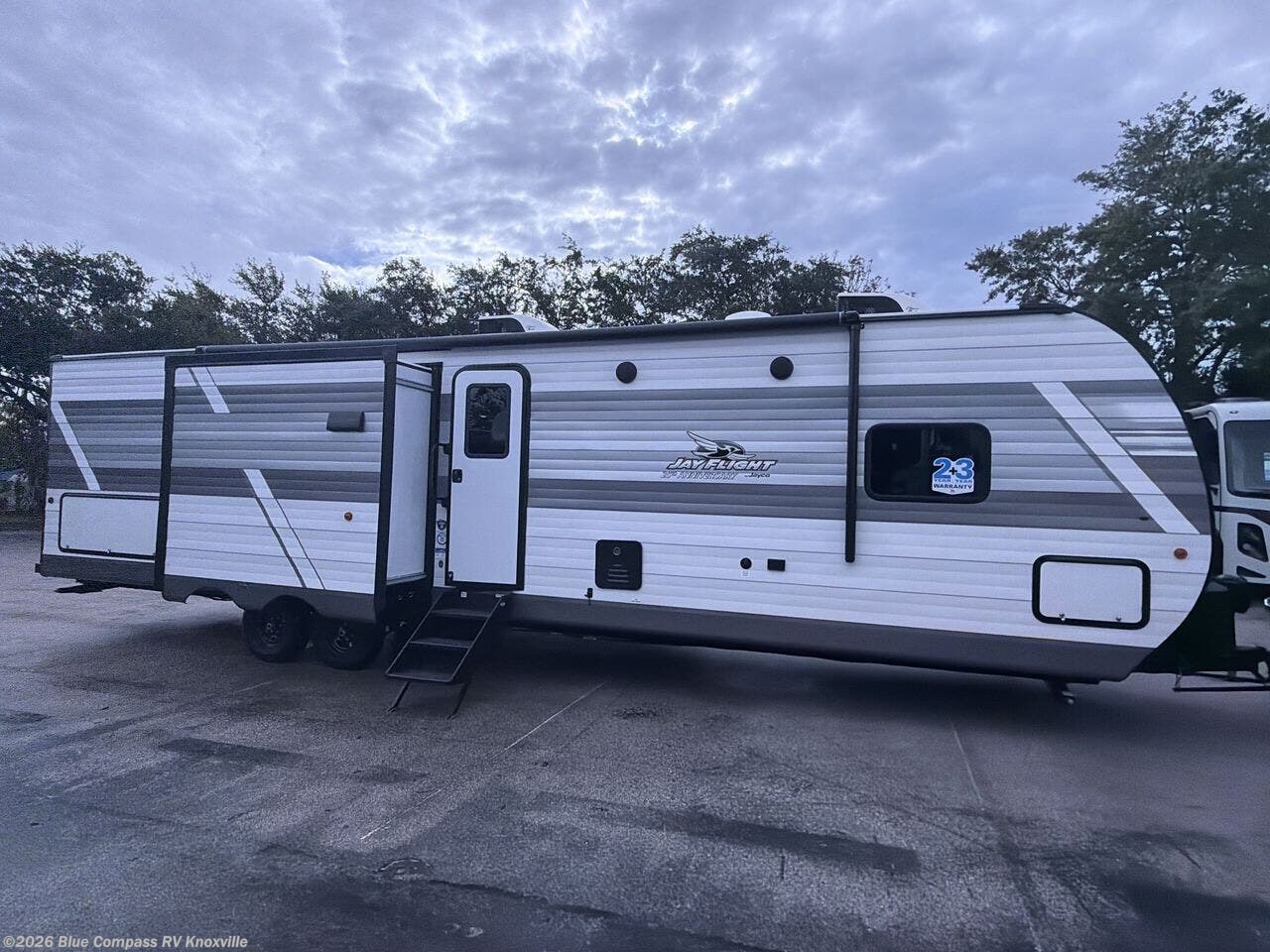 New 2027 Jayco Jay Flight 333BTS available in Louisville, Tennessee