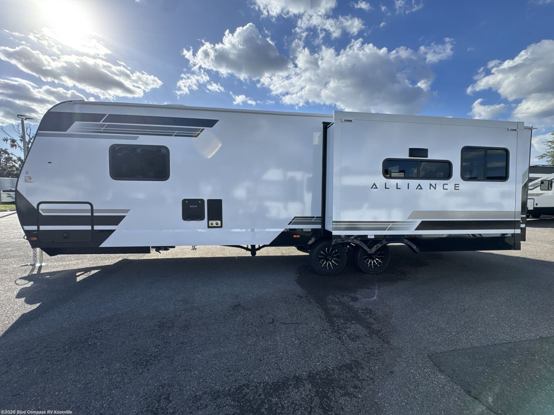 New 2027 Alliance RV Delta 292RL available in Louisville, Tennessee