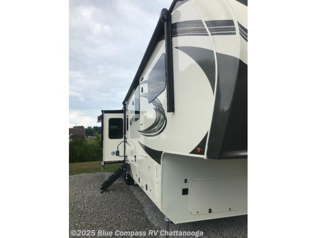 2021 Grand Design Solitude 377mbs R Rv For Sale In Ringgold Ga 30736 On Order Rvusa Com Classifieds