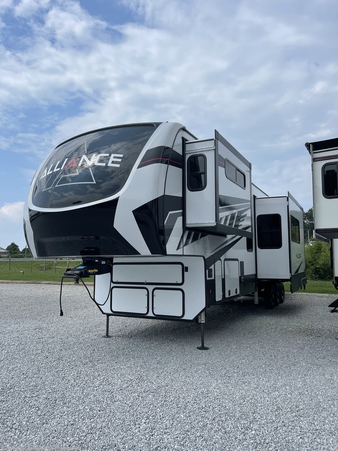 2022 Alliance RV Valor 40V13 RV for Sale in Ringgold, GA 30736 T30582