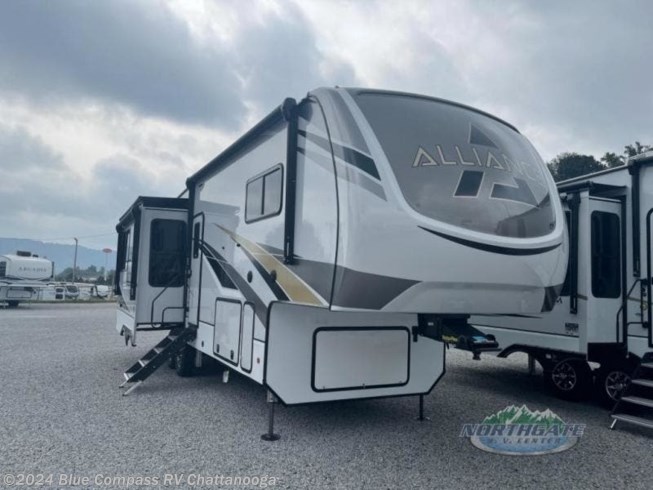 New 2022 Alliance RV Paradigm 310RL available in Ringgold, Georgia