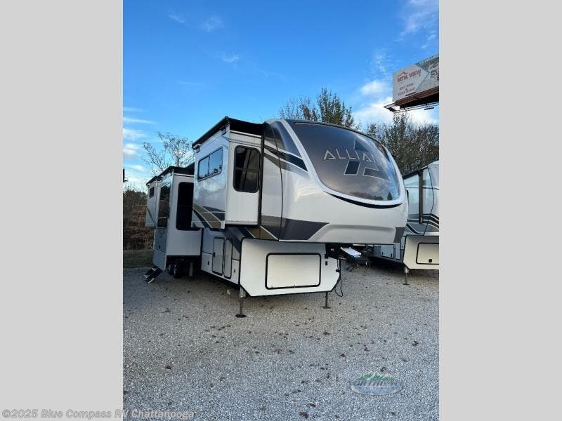 2022 Alliance RV Paradigm 385FL RV for Sale in Ringgold, GA 30736