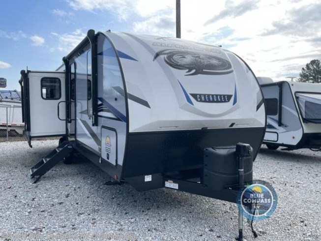 2022 Alfa Wolf Creek 26 RL - Used Travel Trailer For Sale by Northgate RV Center in Ringgold, Georgia