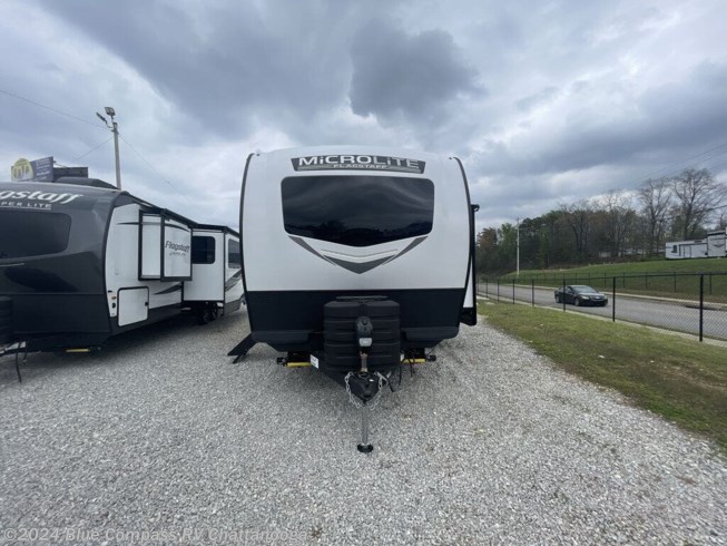 2024 Flagstaff Micro Lite 21DS by Forest River from Blue Compass RV Chattanooga in Ringgold, Georgia