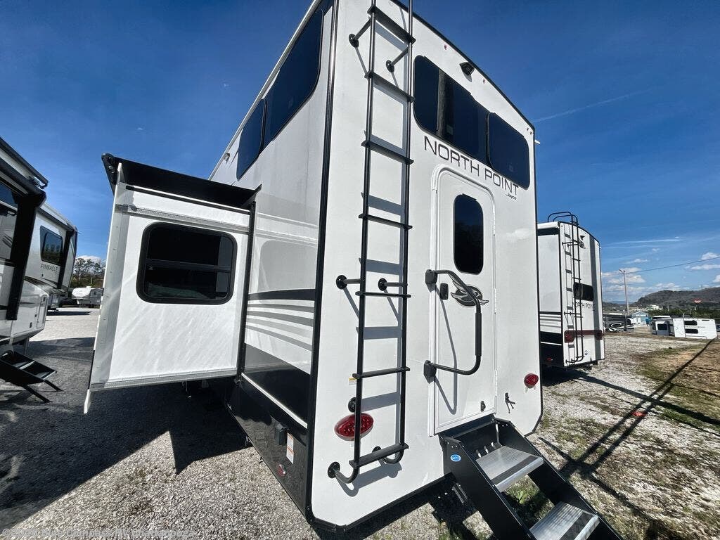 2025 North Point 390CKDS by Jayco from Blue Compass RV Chattanooga in Ringgold, Georgia