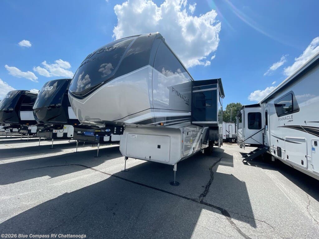 New 2025 Jayco Pinnacle 38FBRK available in Ringgold, Georgia