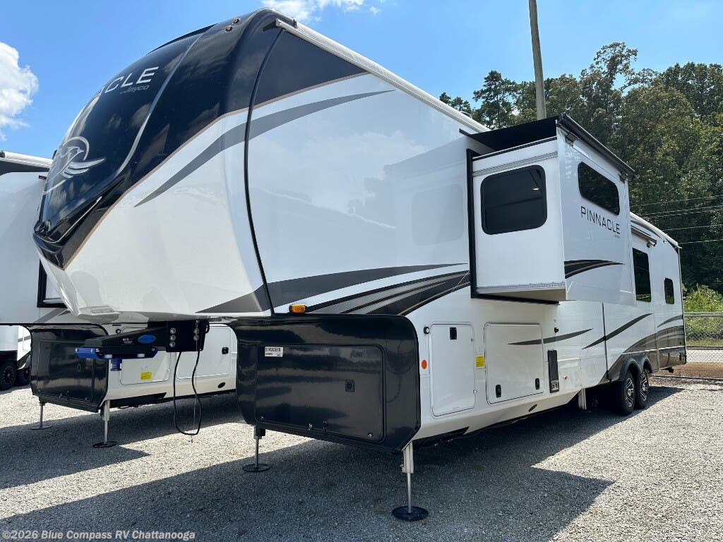 New 2026 Jayco Pinnacle 38FBRK available in Ringgold, Georgia