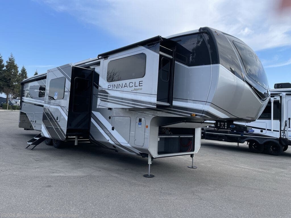 New 2026 Jayco Pinnacle 39FLOK available in Ringgold, Georgia