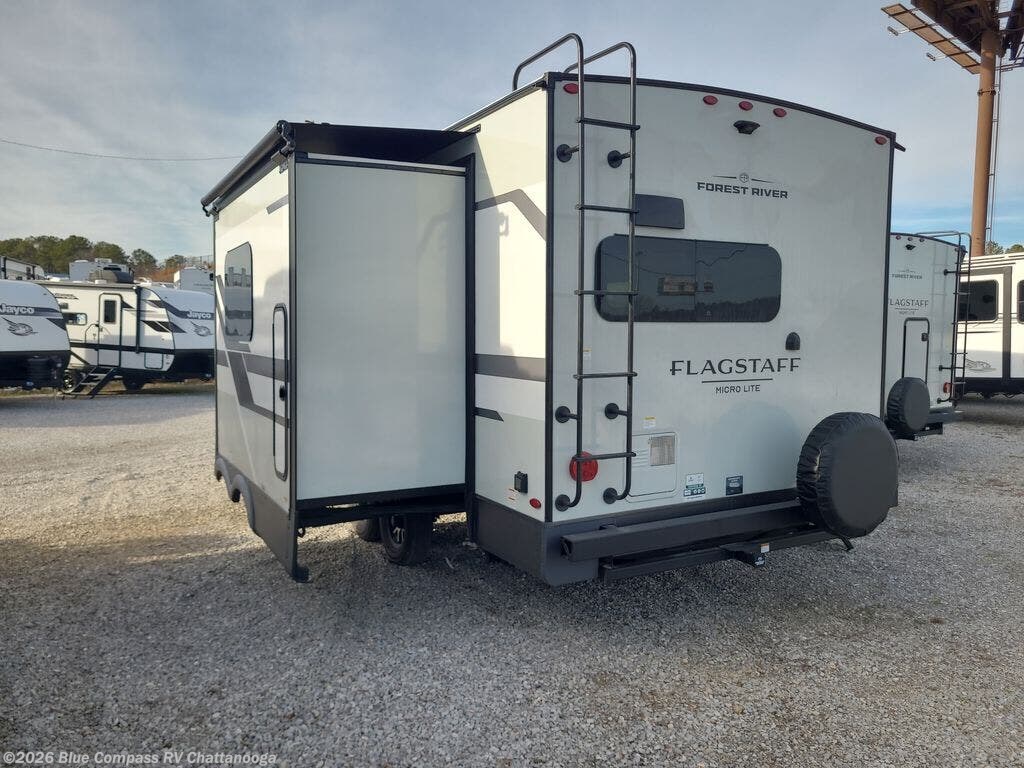 2026 Flagstaff Micro Lite 25SRK by Forest River from Blue Compass RV Chattanooga in Ringgold, Georgia