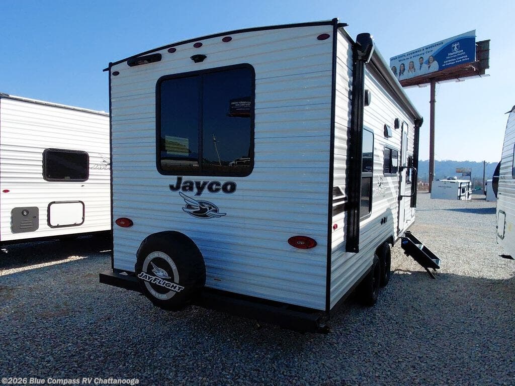 New 2026 Jayco Jay Flight SLX 210QB available in Ringgold, Georgia